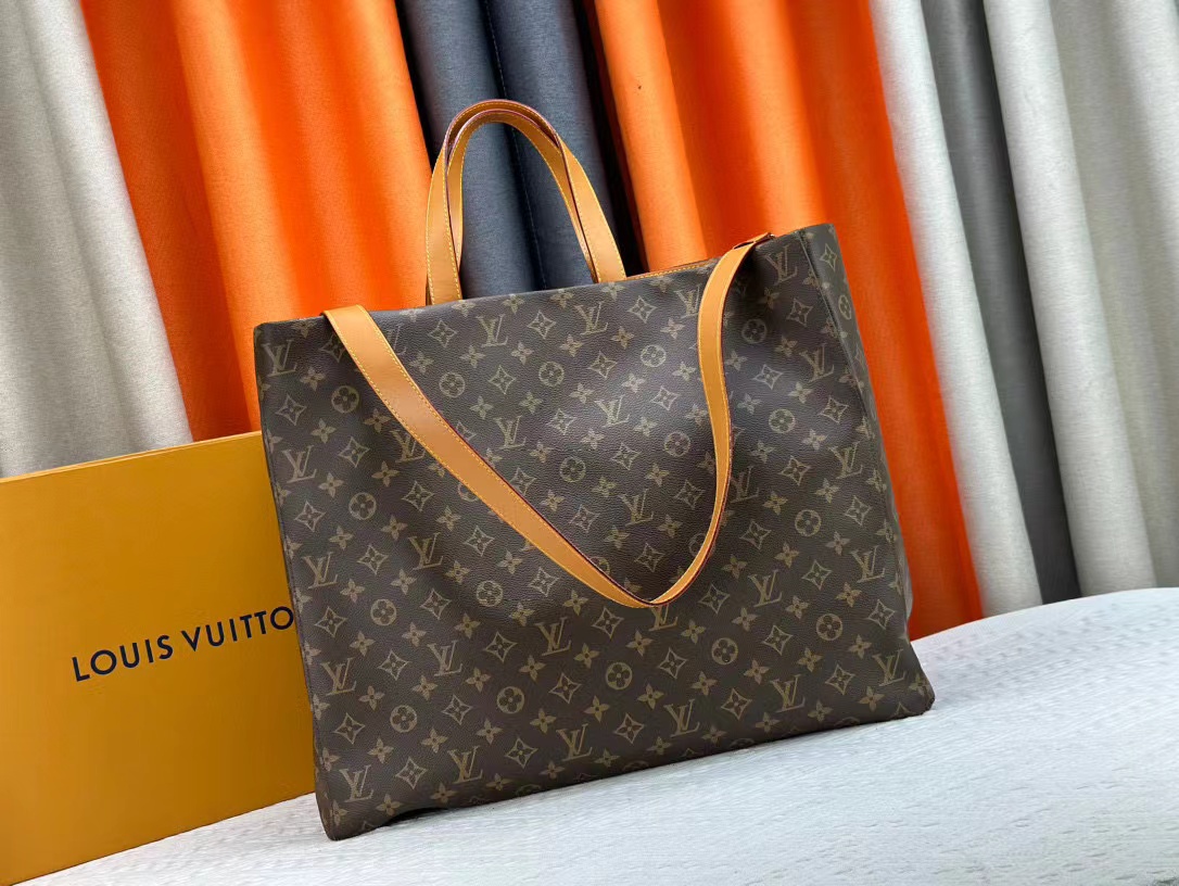 LV Tote Bag