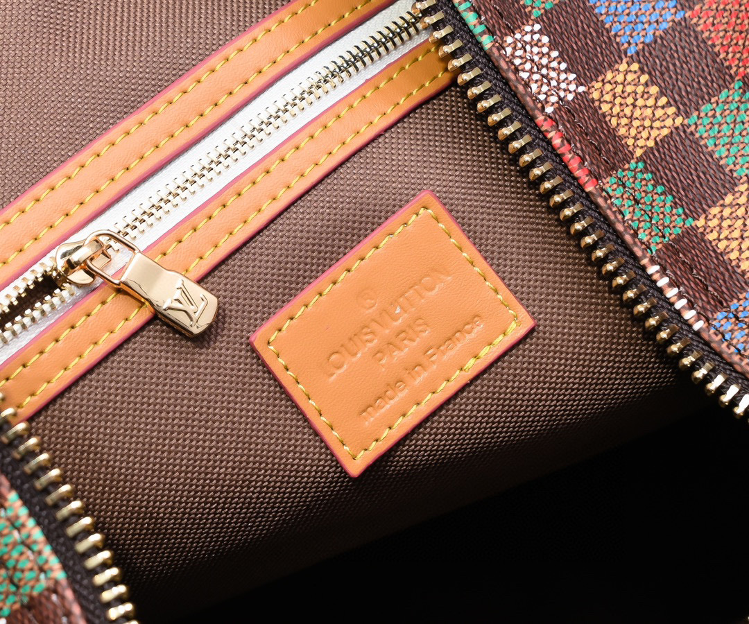 LV Keepall Bandoulière 50 Travel Bag