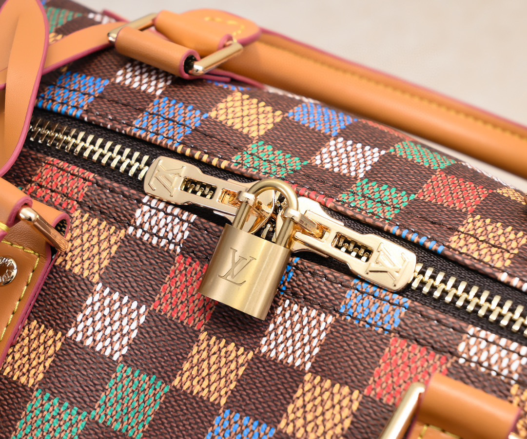 LV Keepall Bandoulière 50 Travel Bag