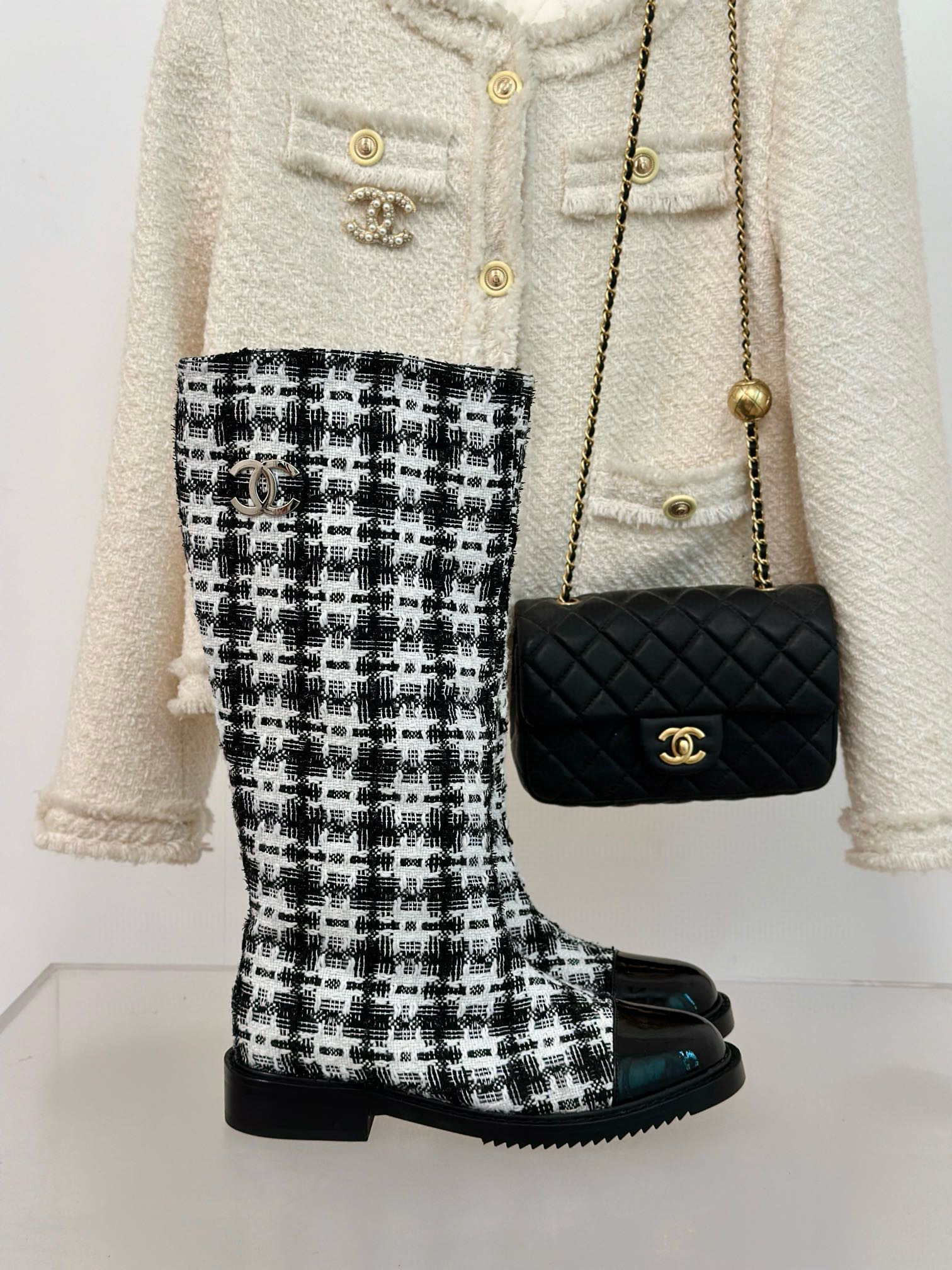 CHANEL Boots