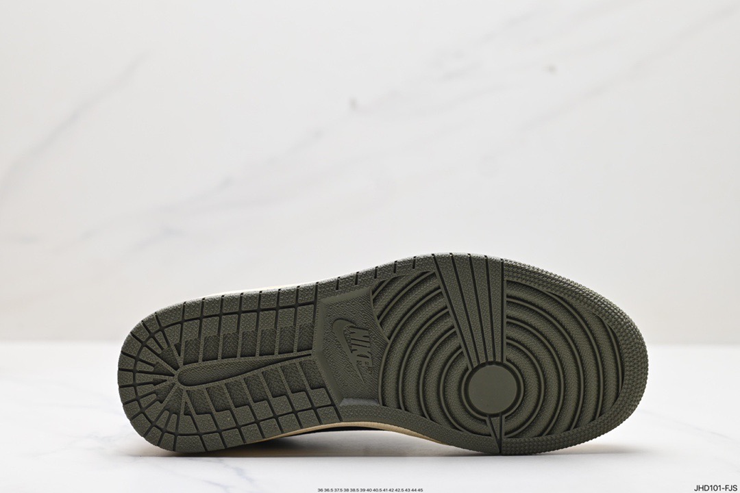 Travis Scott x Air Jordan 1 Low