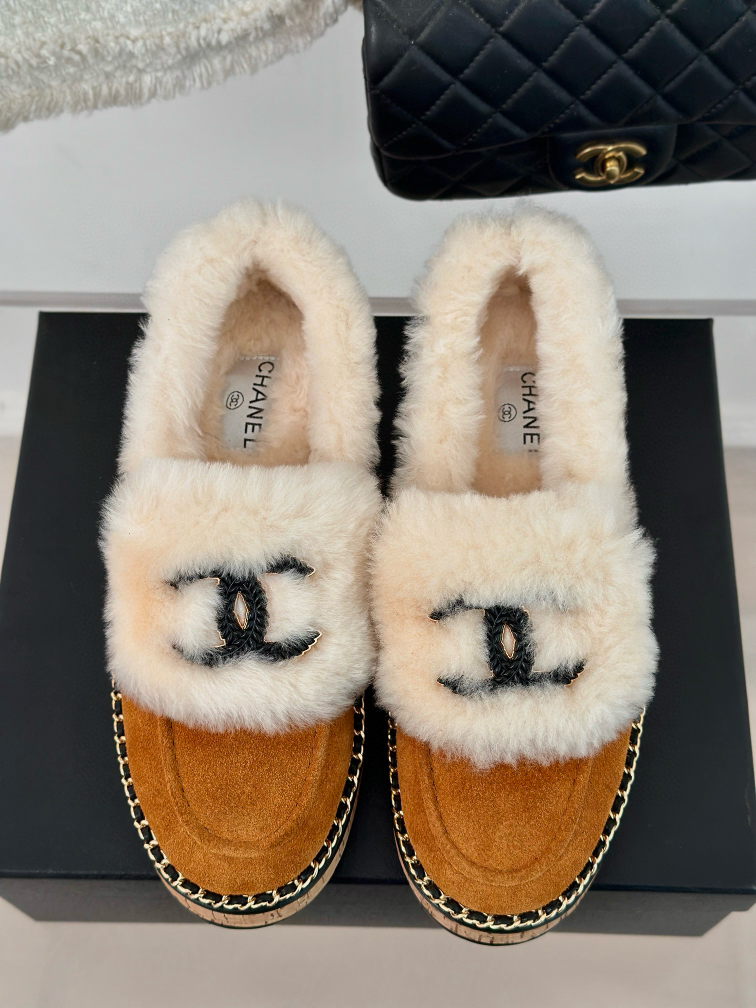 CHANEL Wool loafers