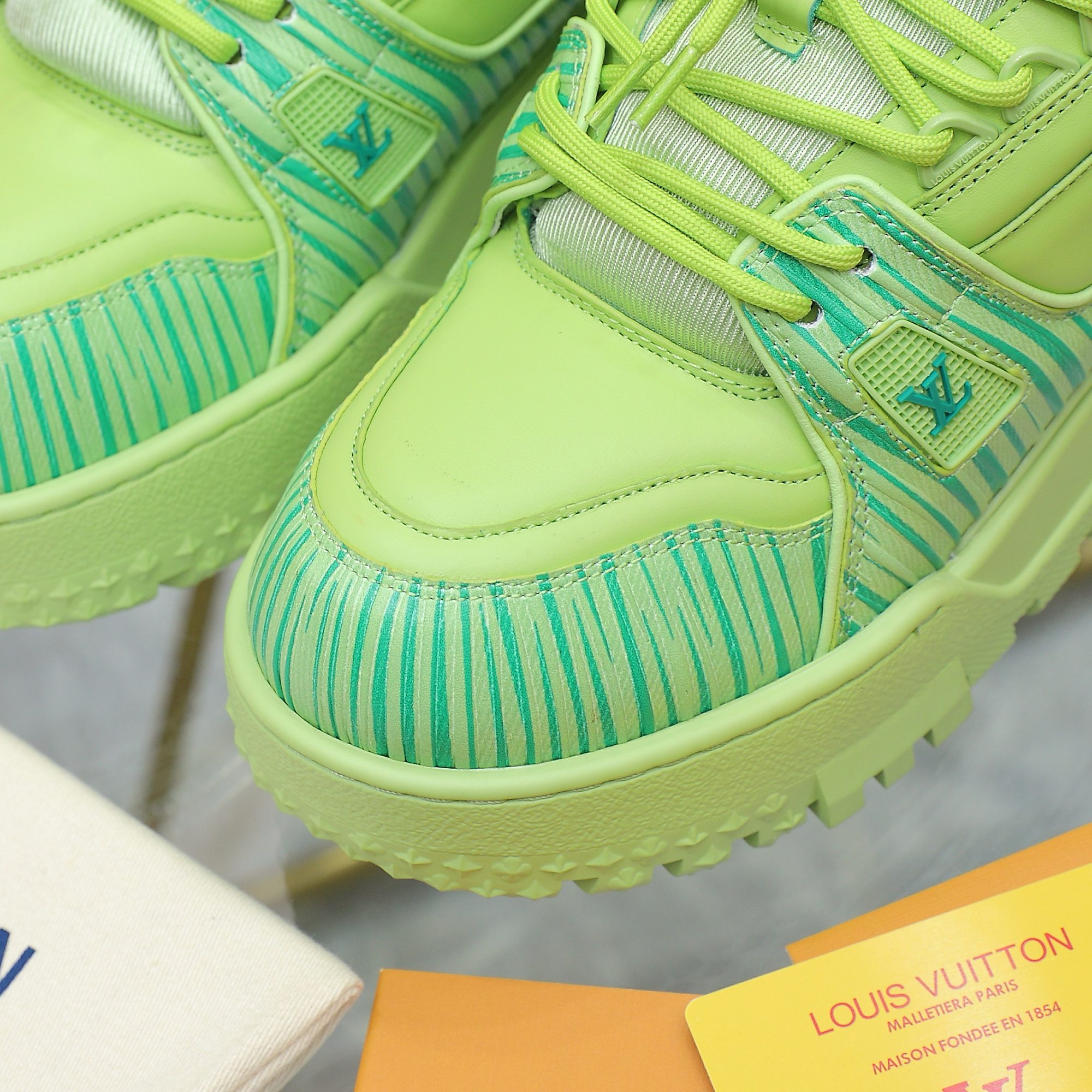 LV Trainer Maxi Sneakers