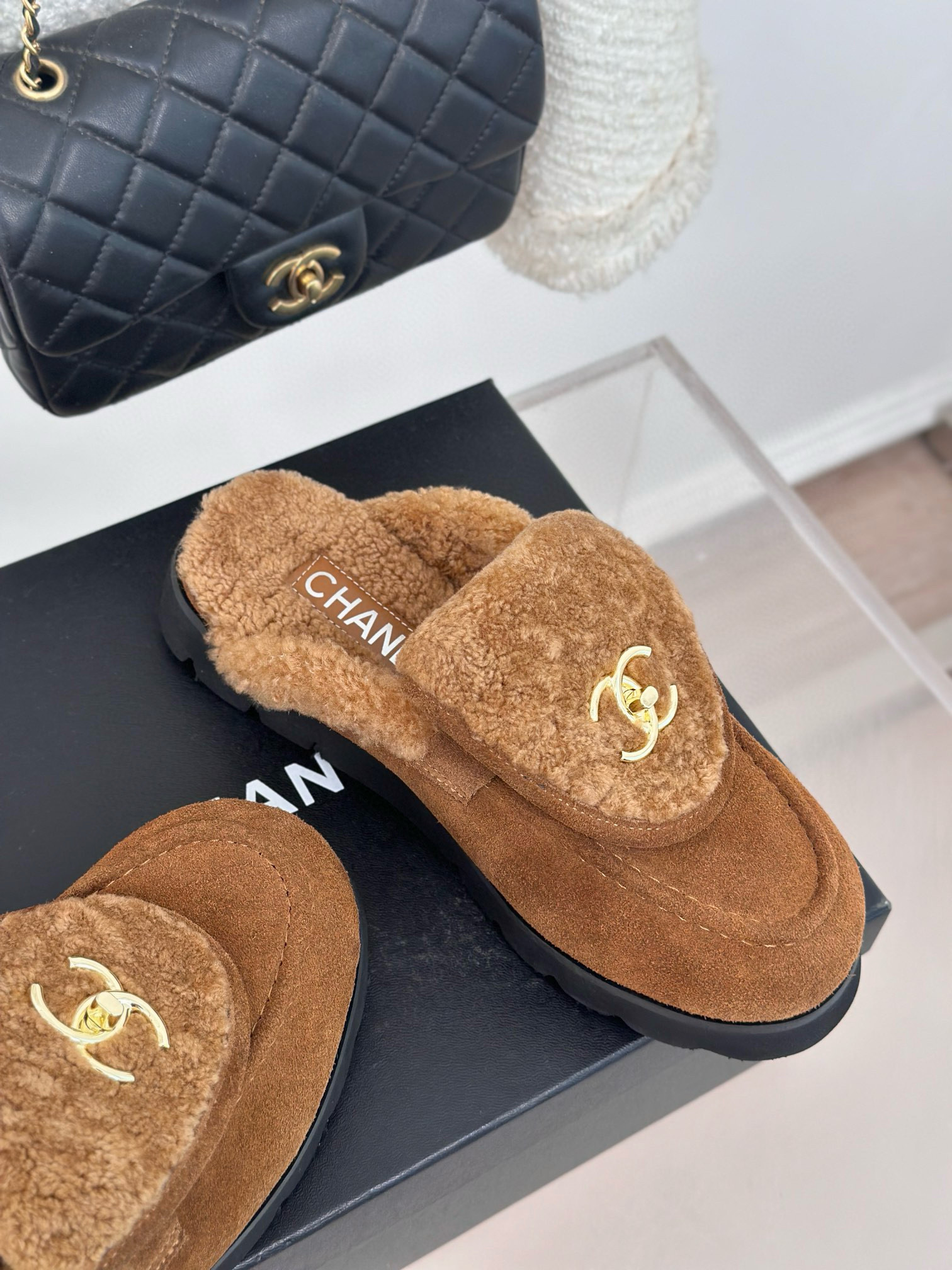 CHANEL Wool Muellers
