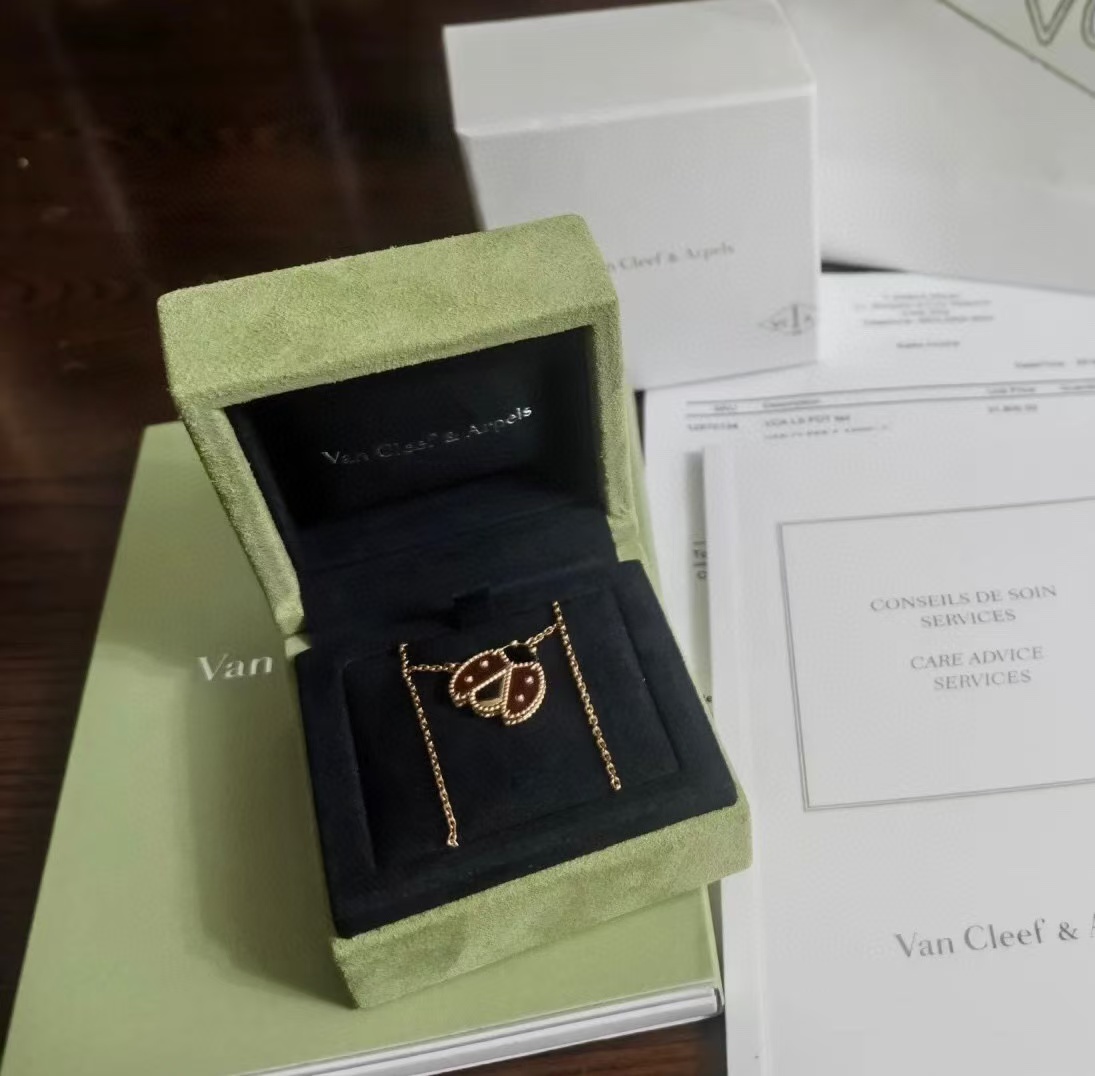 Van Cleef & Arpels Necklace