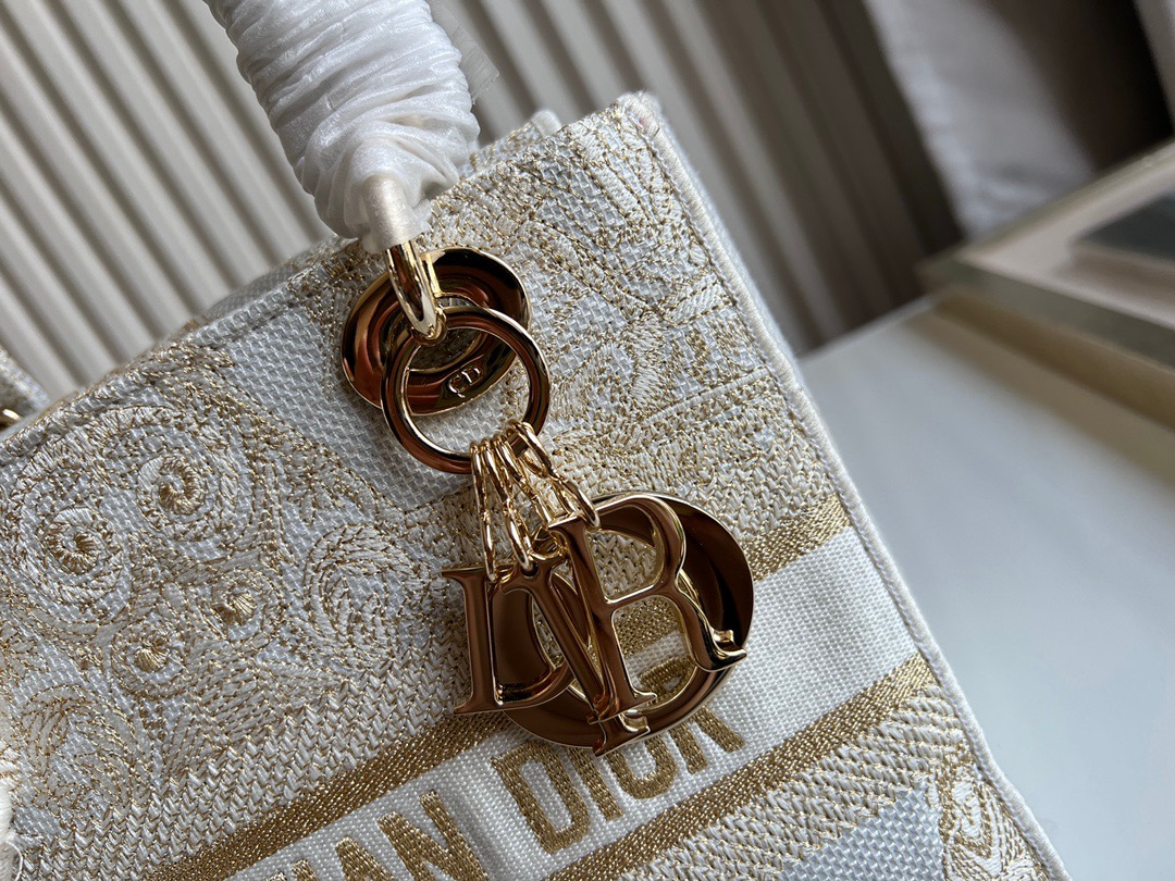 DIOR BAG