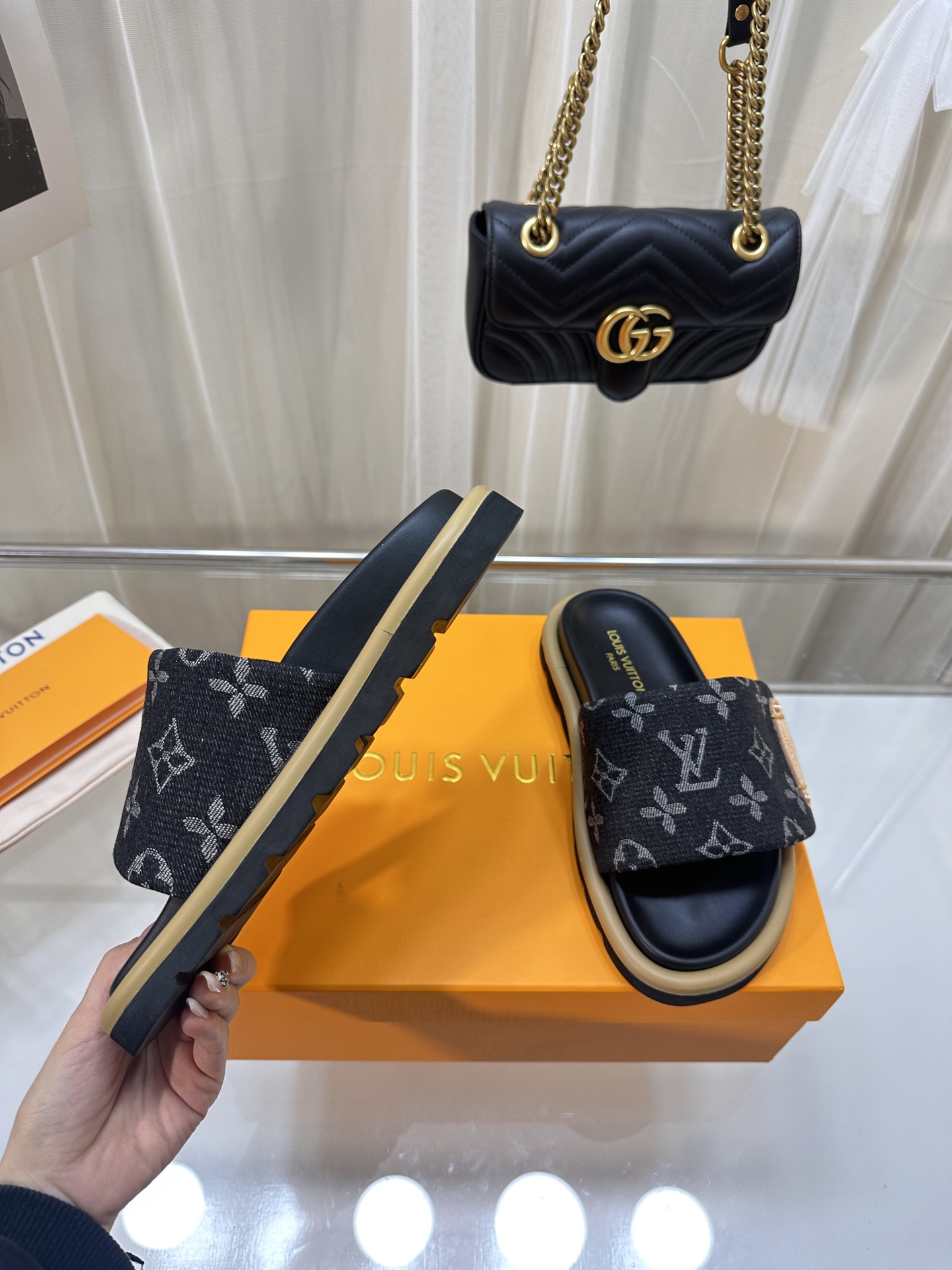 LOUIS VUITTON SLIDES