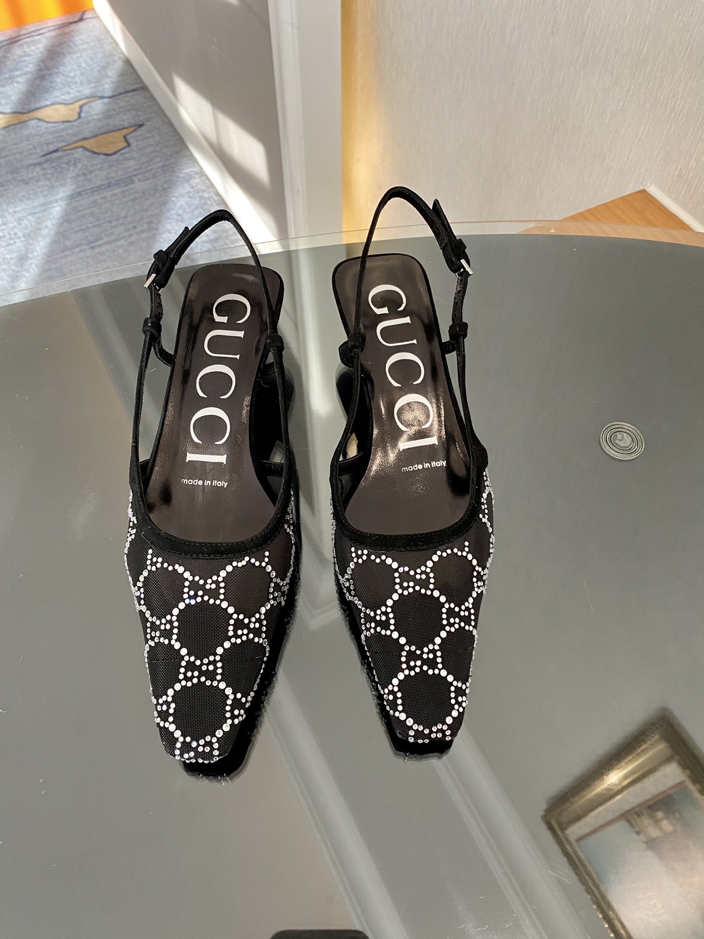 GUCCI SANDALS