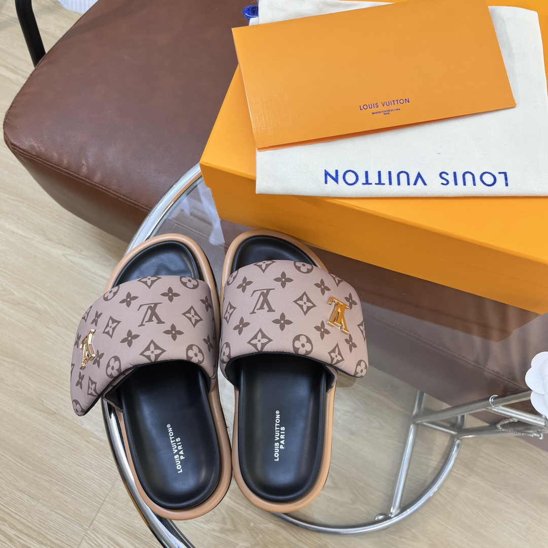 LOUIS VUITTON SLIDES