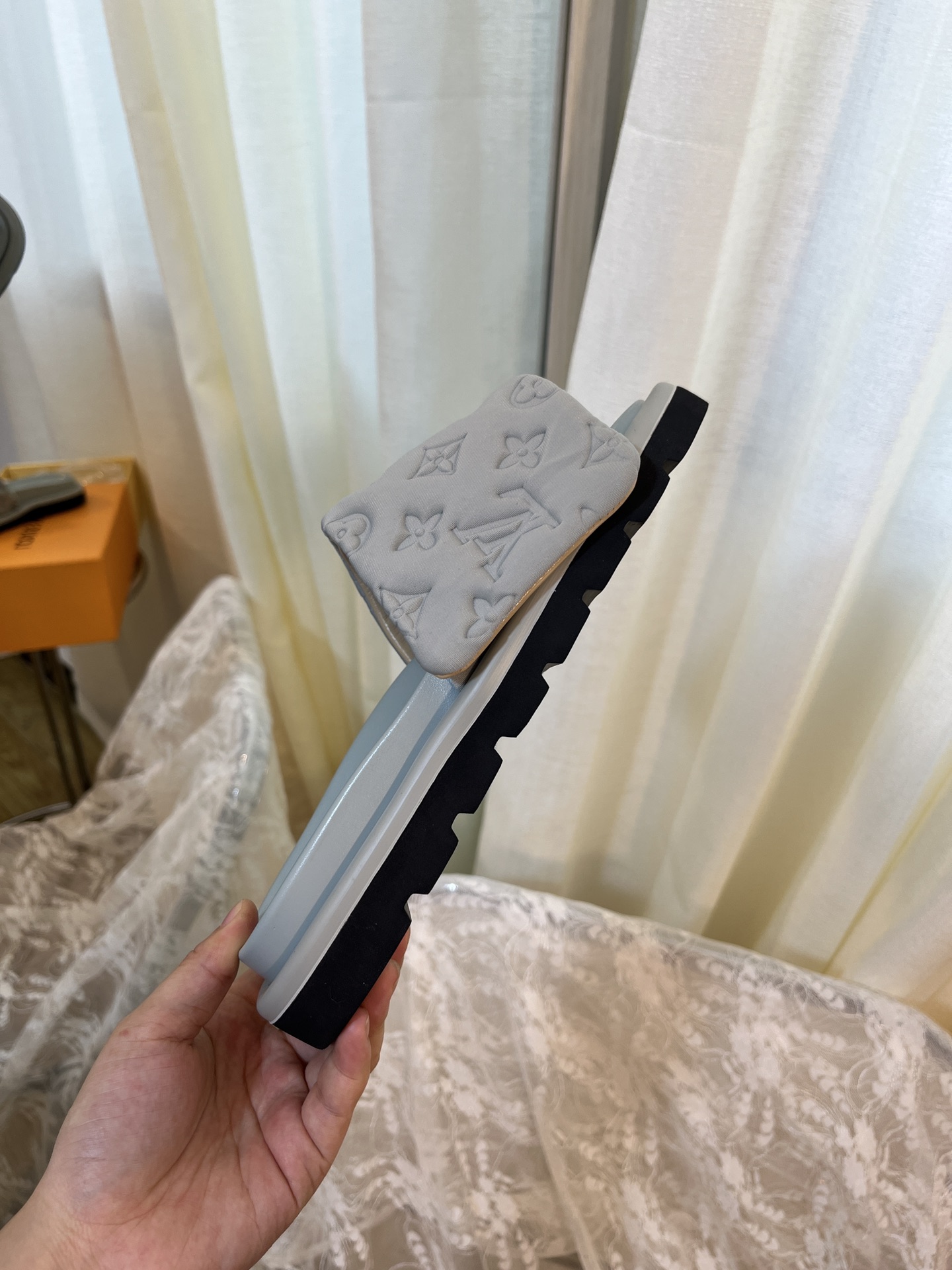 LOUIS VUITTON SLIDES