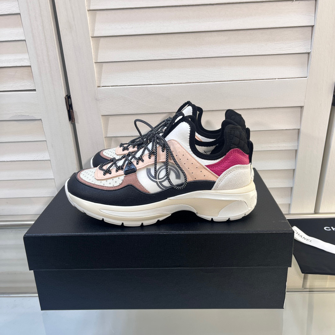 CHANEL SNEAKERS