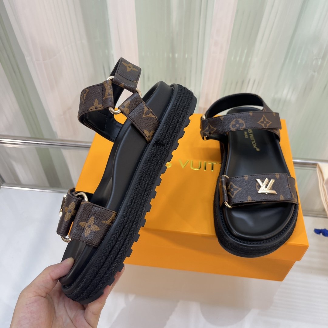LOUIS VUITTON SANDALS