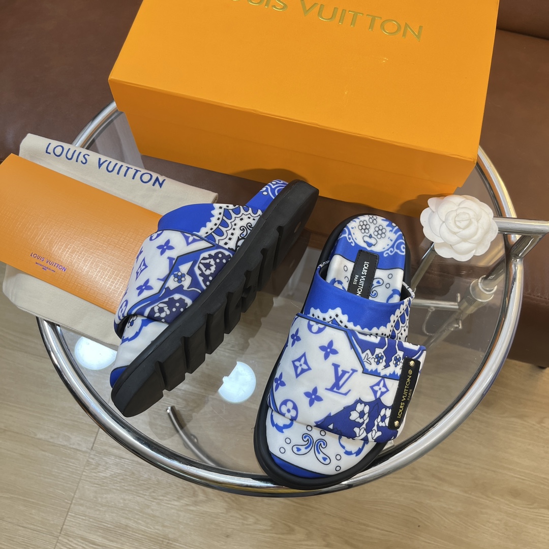 LOUIS VUITTON SLIDES