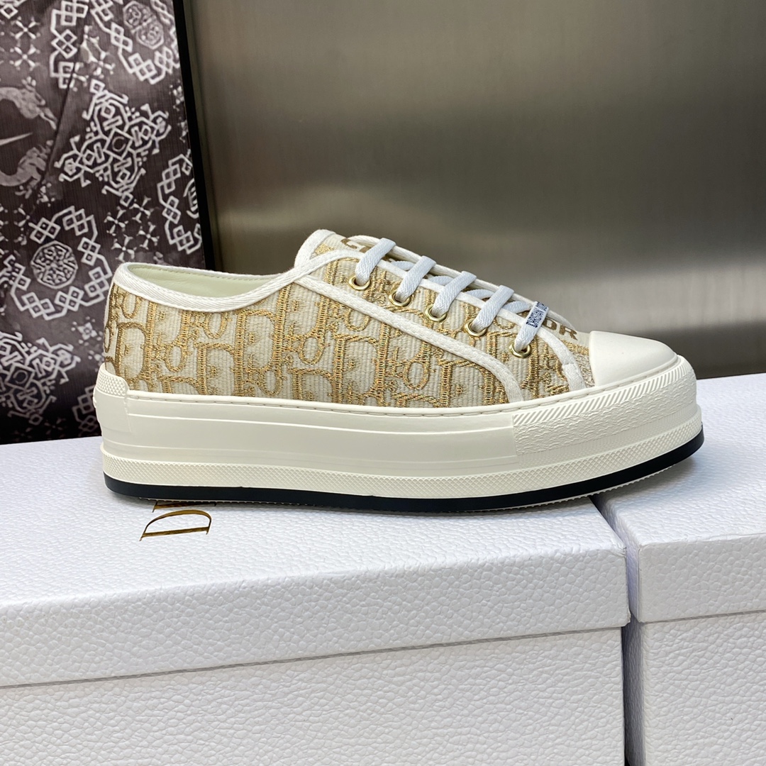 DIOR SNEAKERS