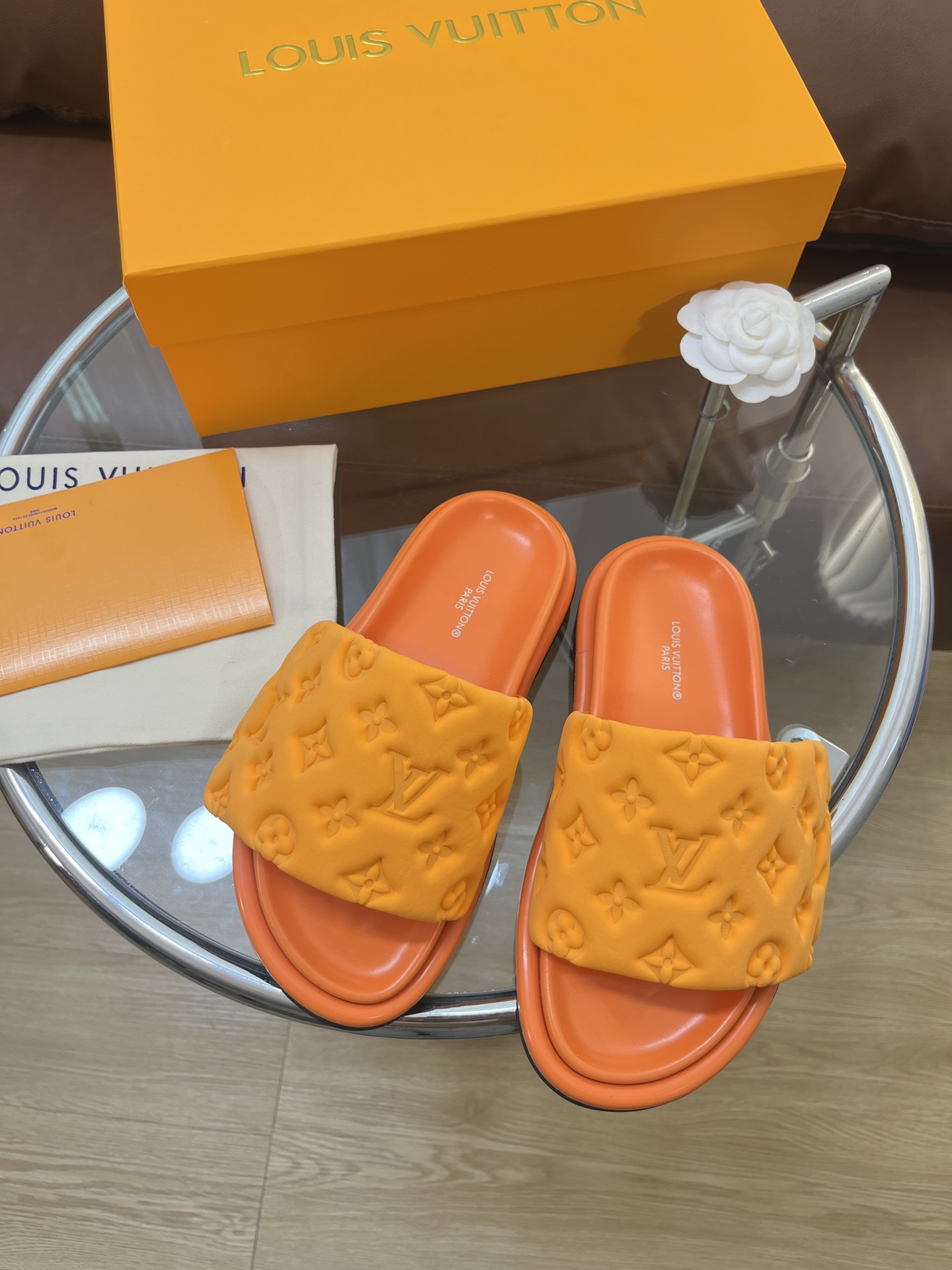 LOUIS VUITTON SLIDES