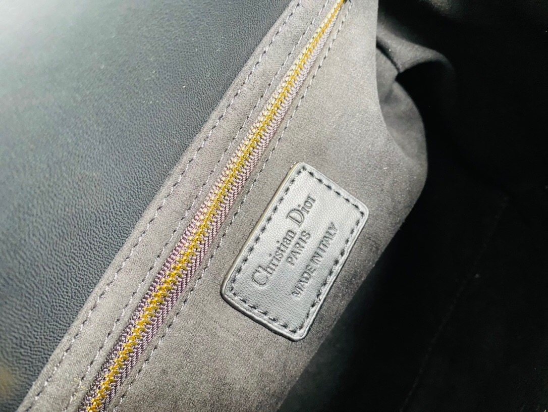 DIOR BAG