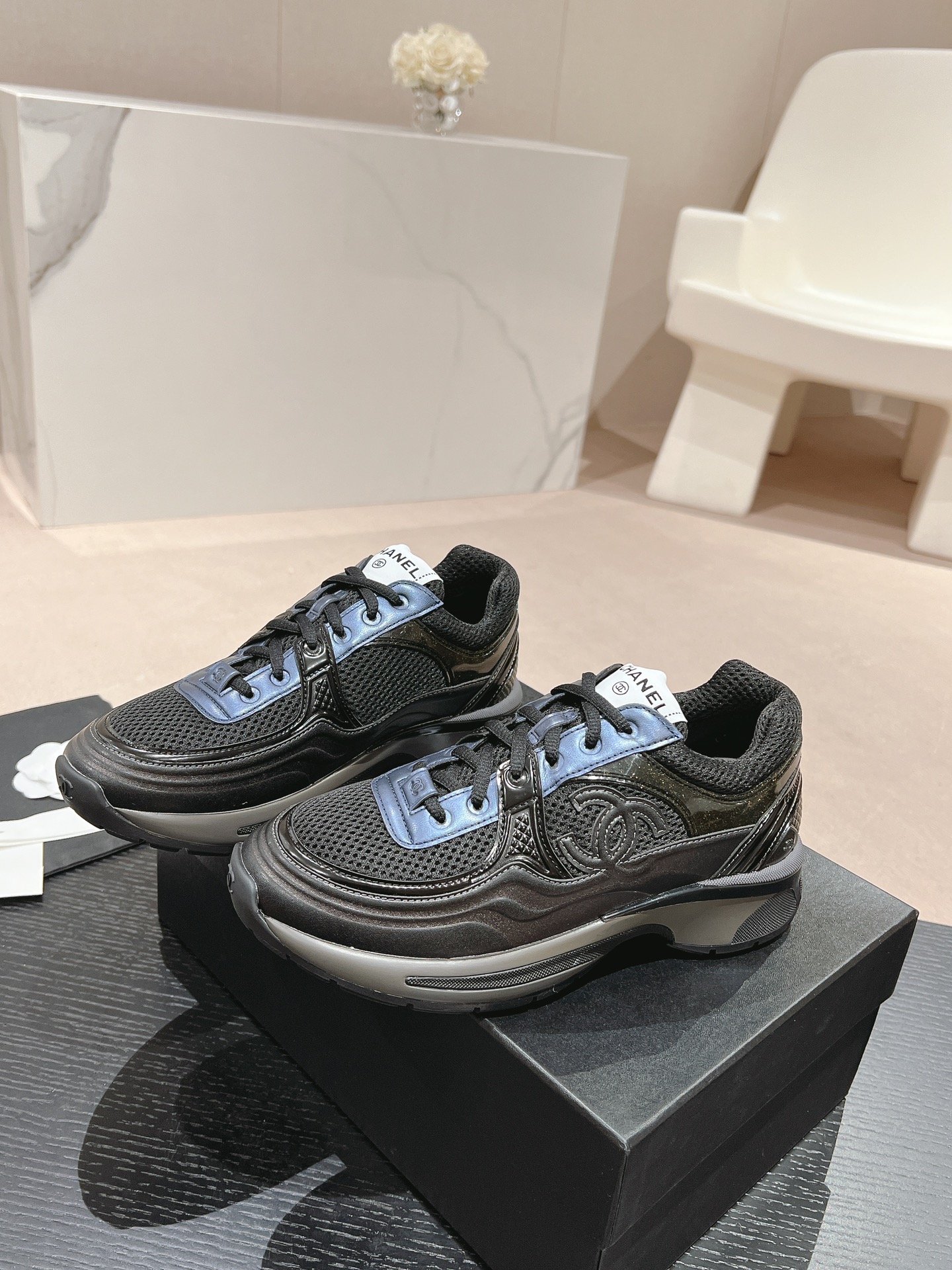 CHANEL SNEAKERS