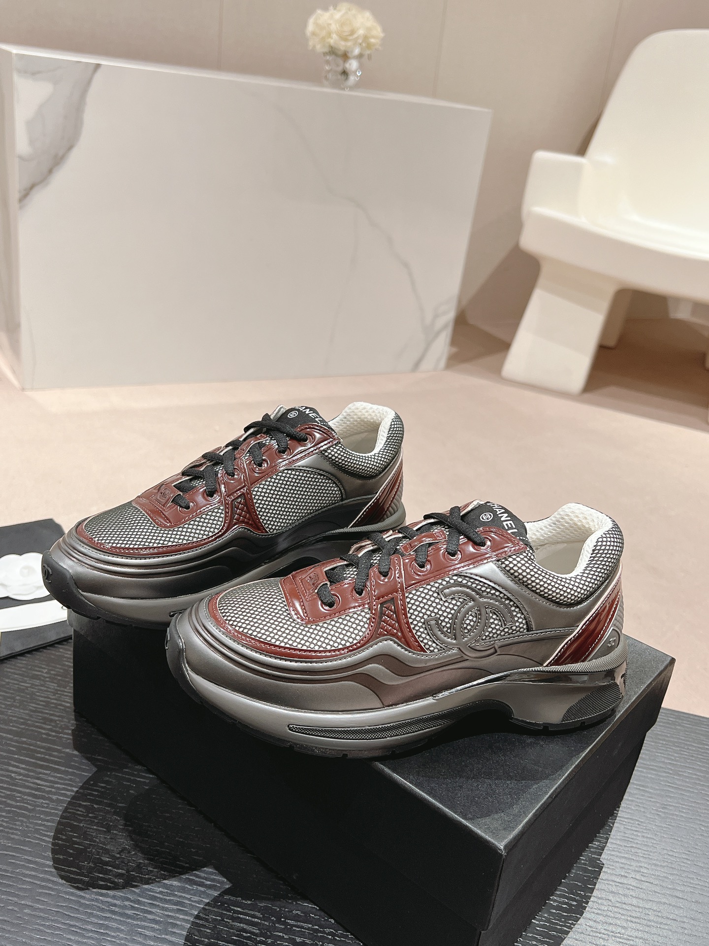 CHANEL SNEAKERS