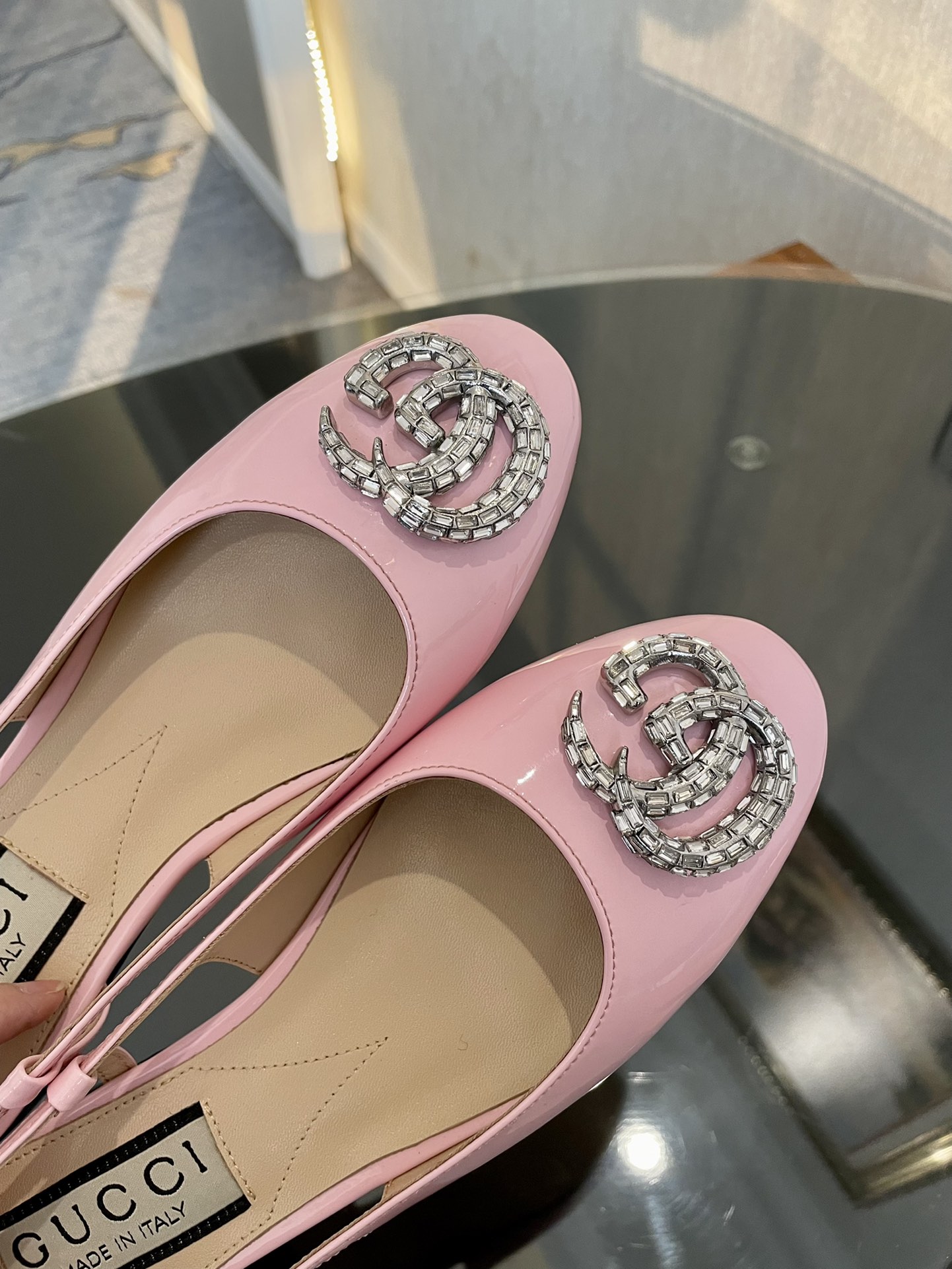 GUCCI SANDALS