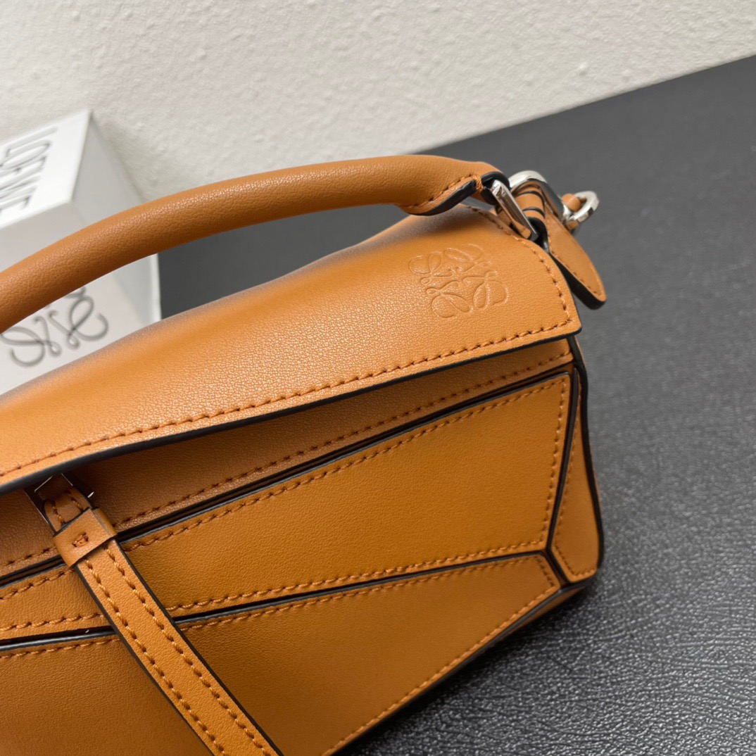 LOEWE BAG