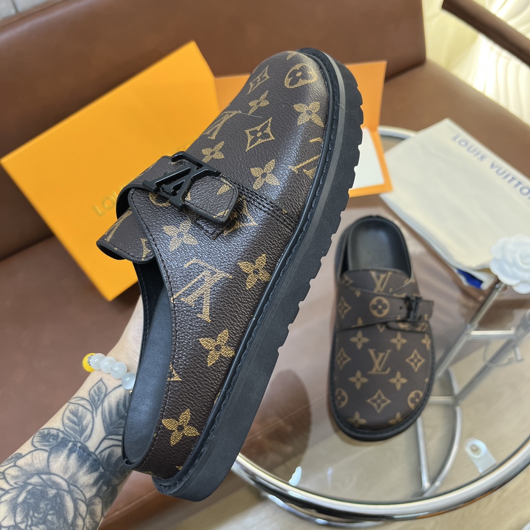 LOUIS VUITTON SLIDES