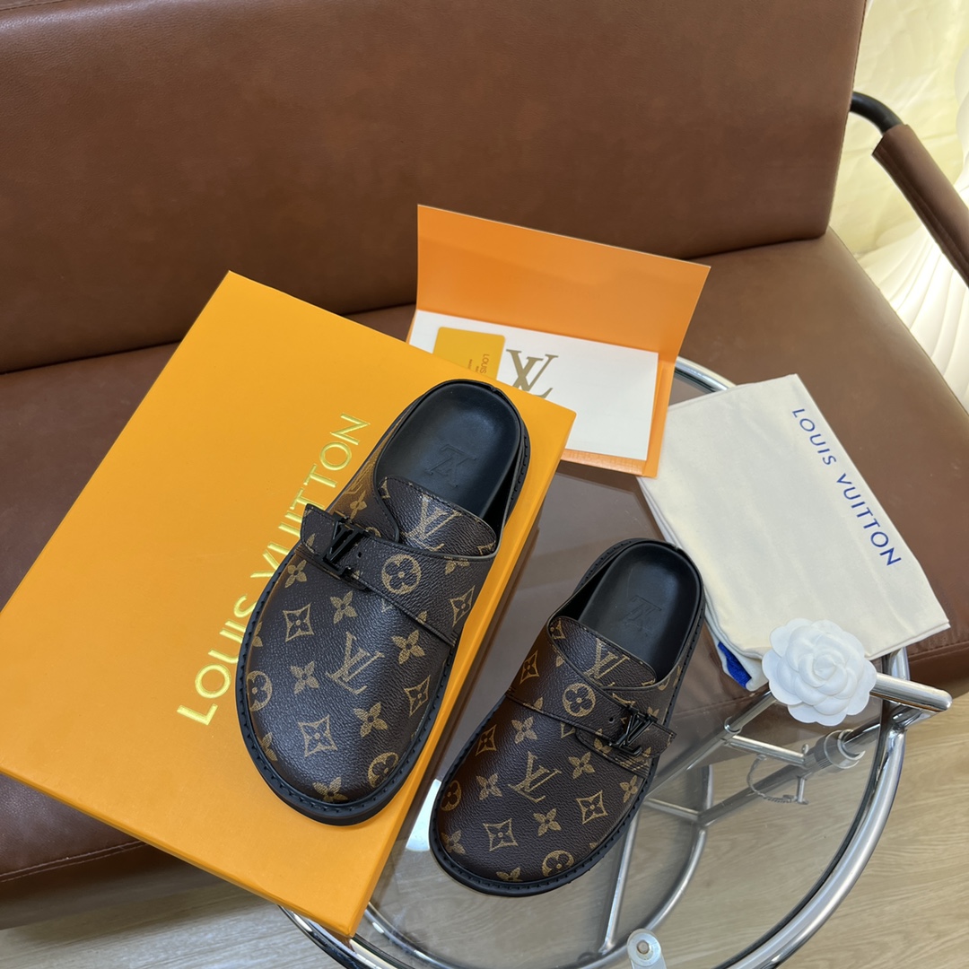 LOUIS VUITTON SLIDES