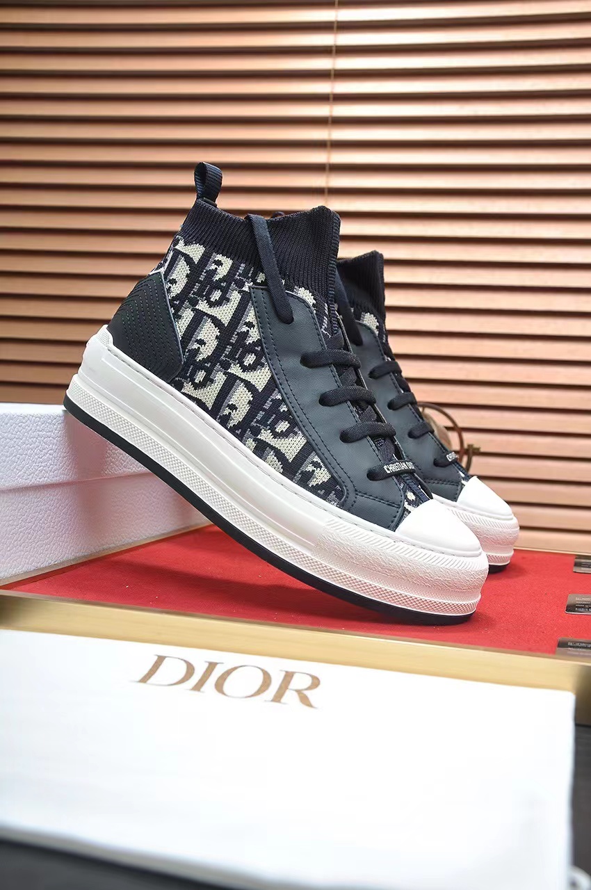 Dior Walk'N' Sneaker