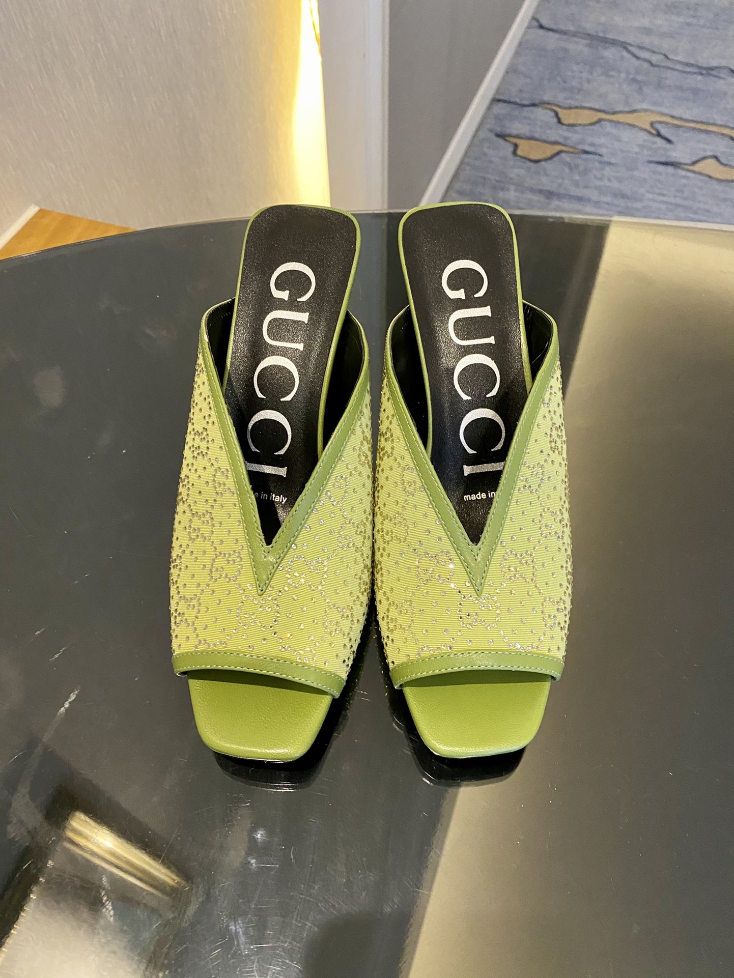 GUCCI SANDALS