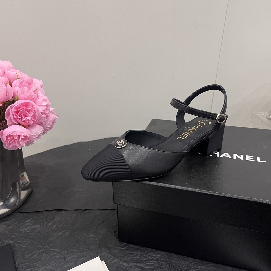 CHANEL SANDALS