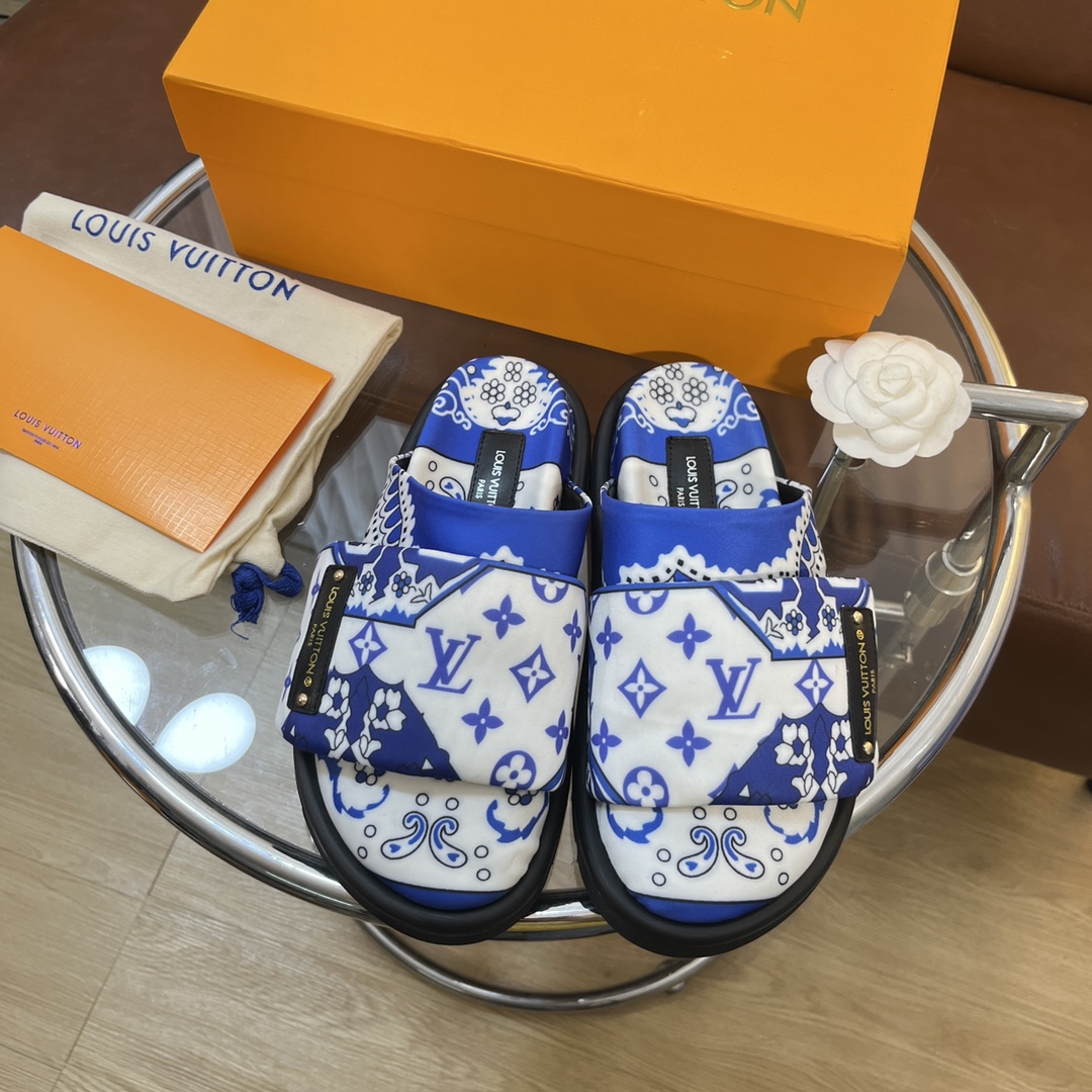 LOUIS VUITTON SLIDES