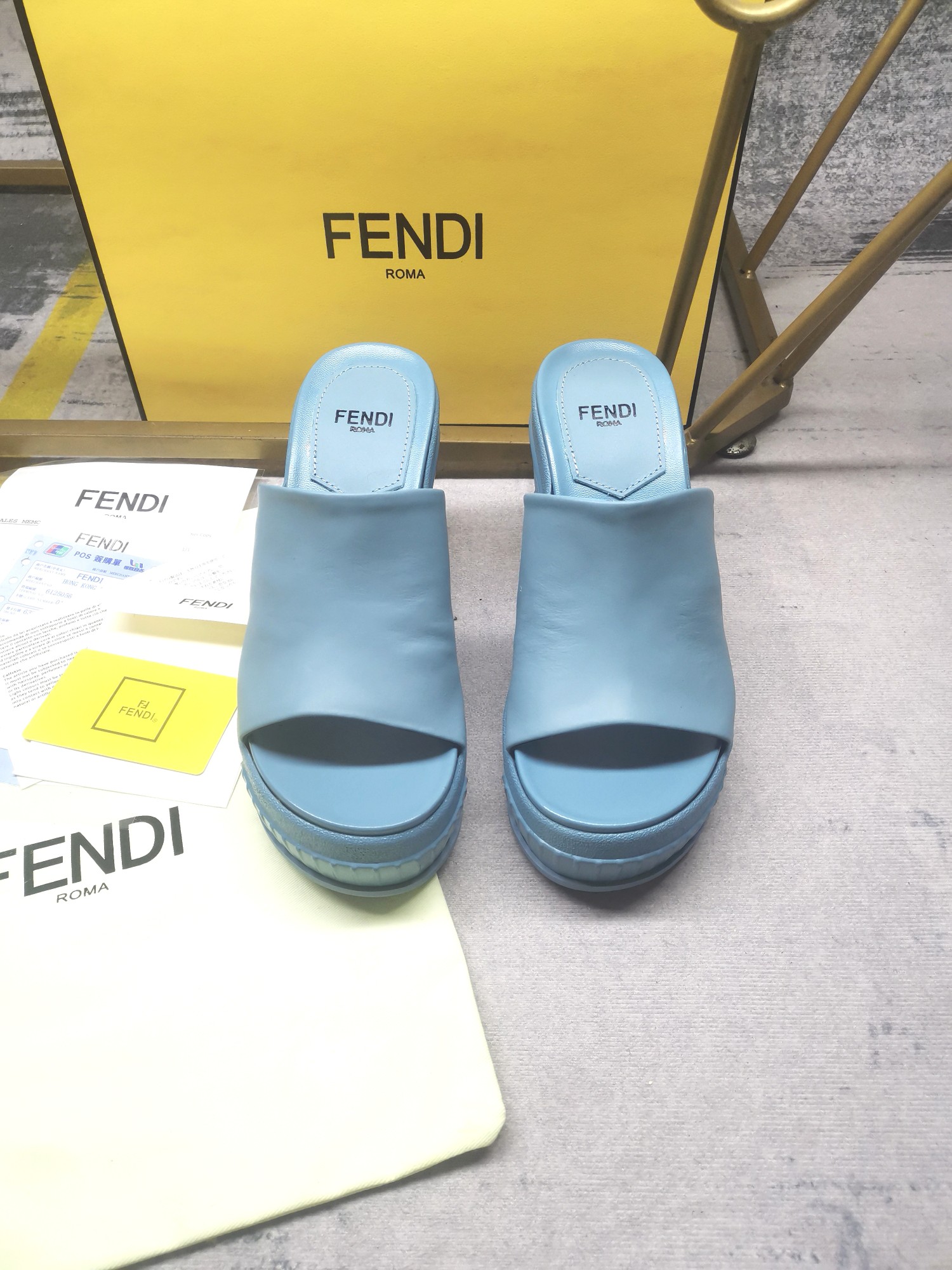 FENDI SLIDES
