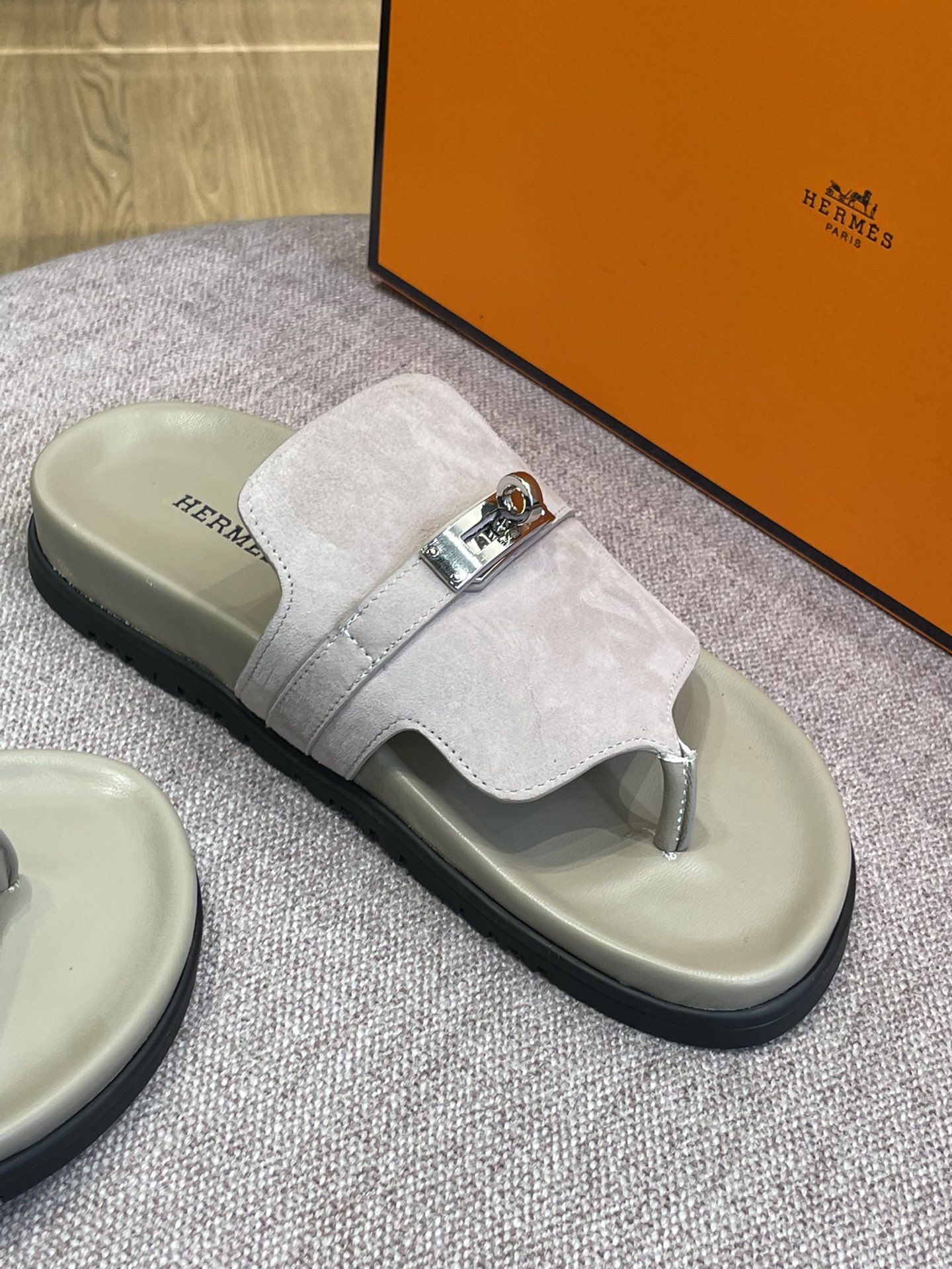 Hermès new pure leather classic Kelly flip-flops