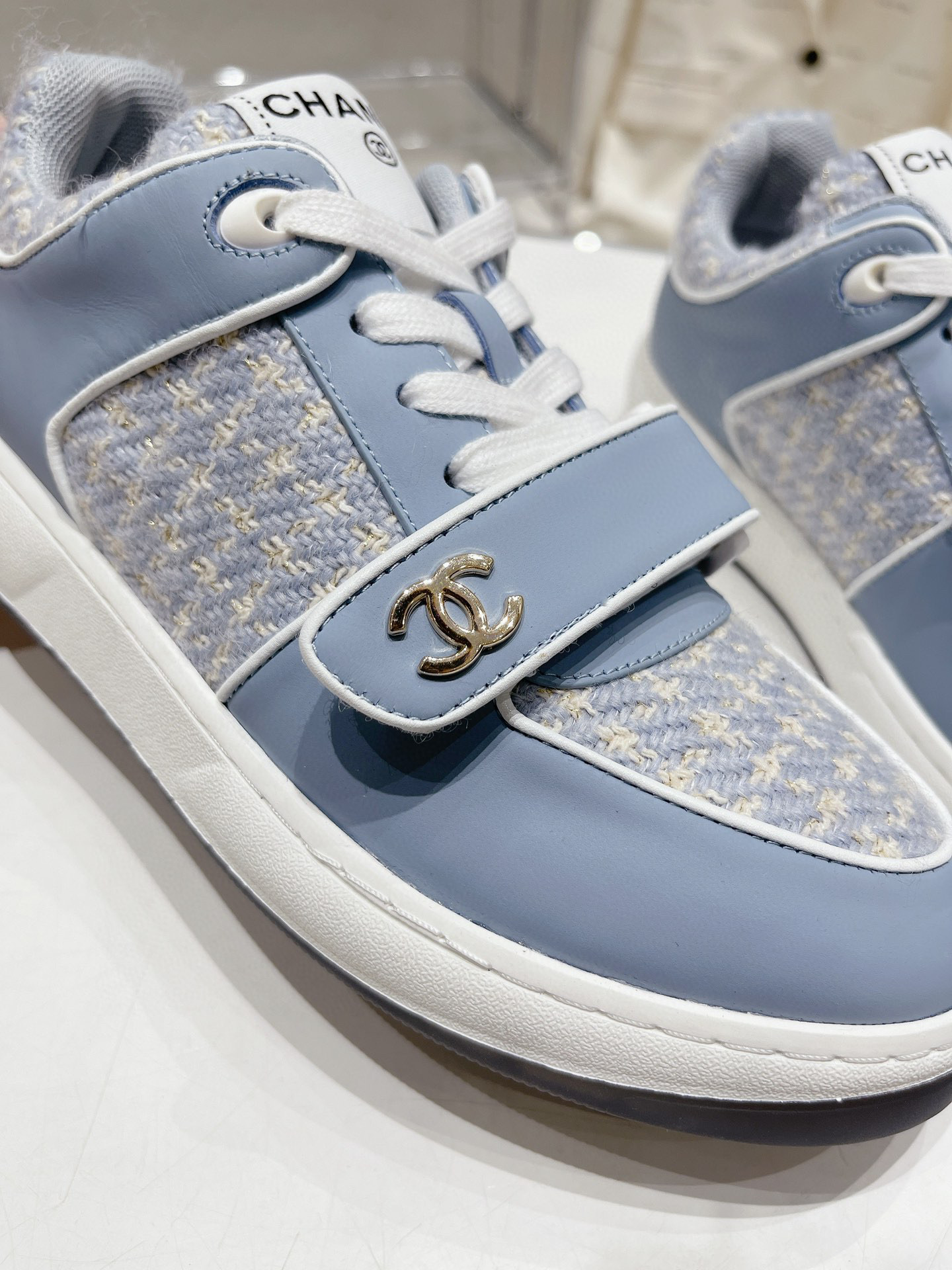 CHANEL SNEAKERS