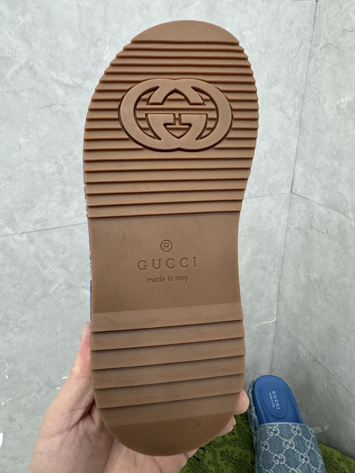 GUCCI GG Thick Soled Slippers