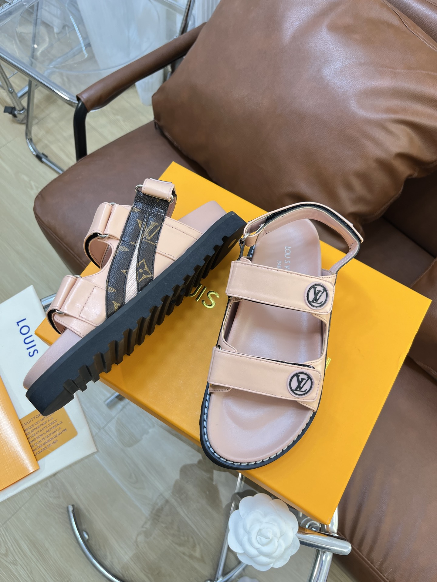 LOUIS VUITTON SANDALS