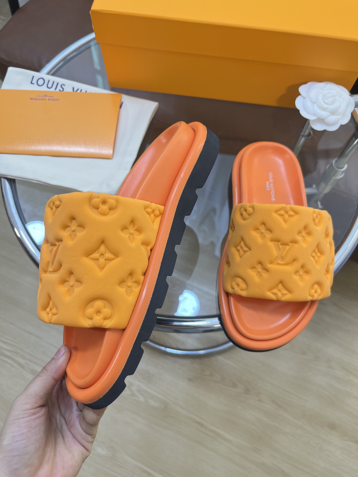 LOUIS VUITTON SLIDES