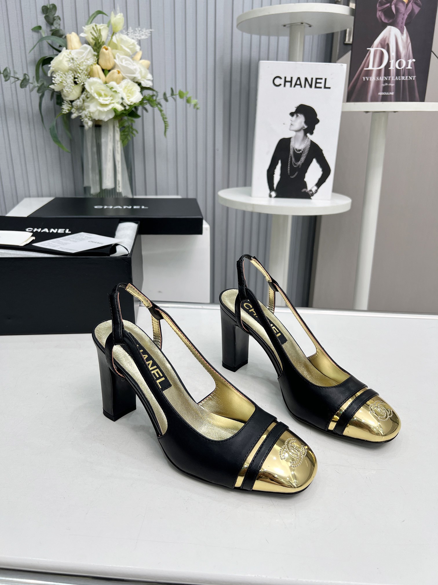 CHANEL SANDALS
