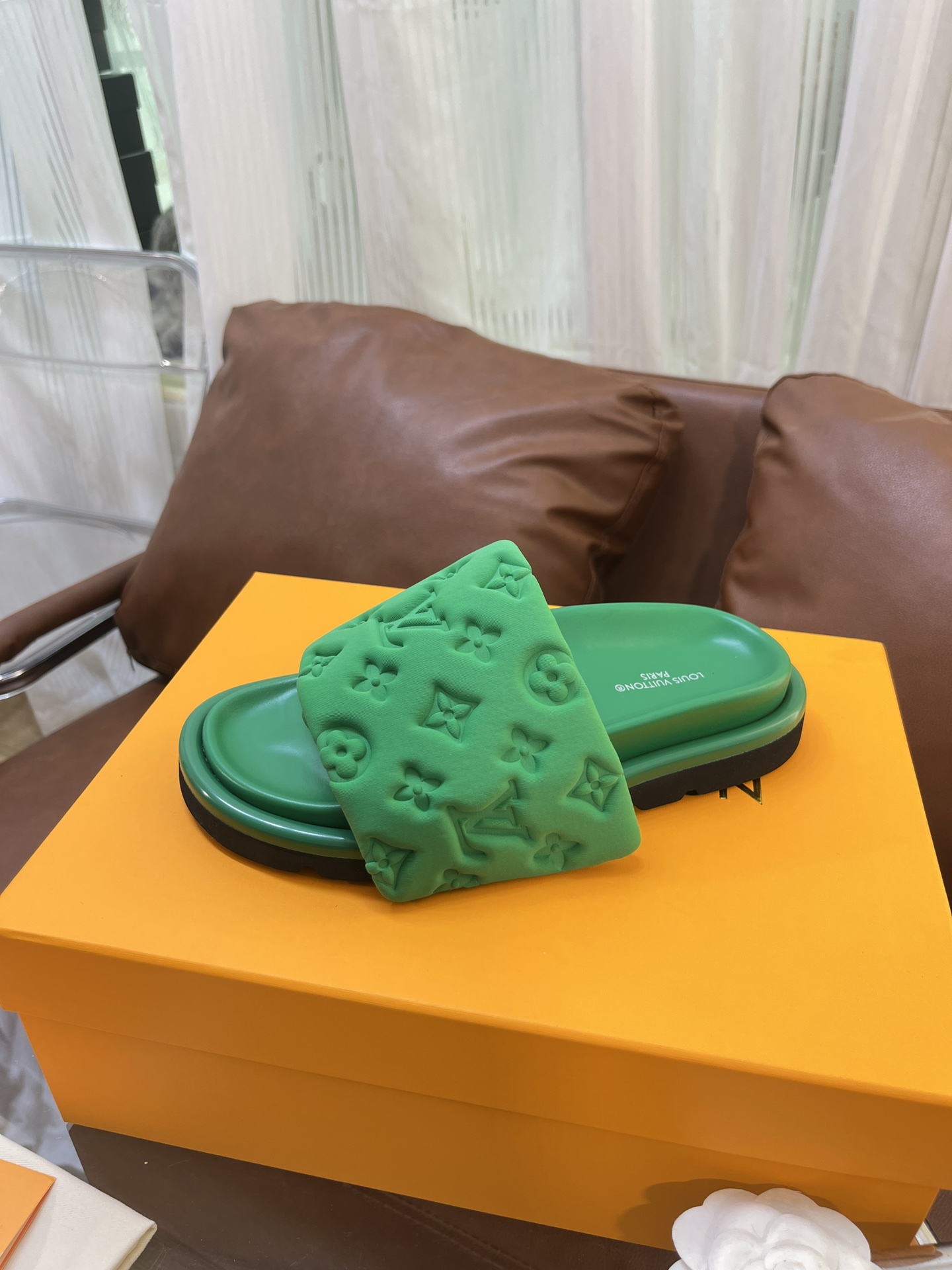 LOUIS VUITTON SLIDES