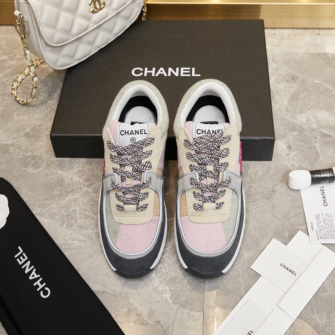 CHANEL SNEAKERS