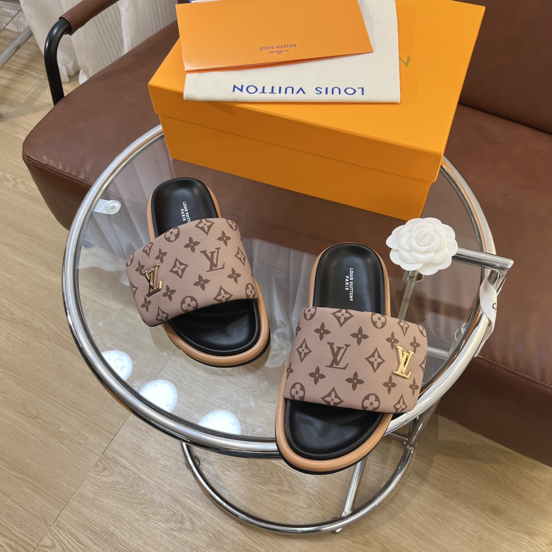 LOUIS VUITTON SLIDES