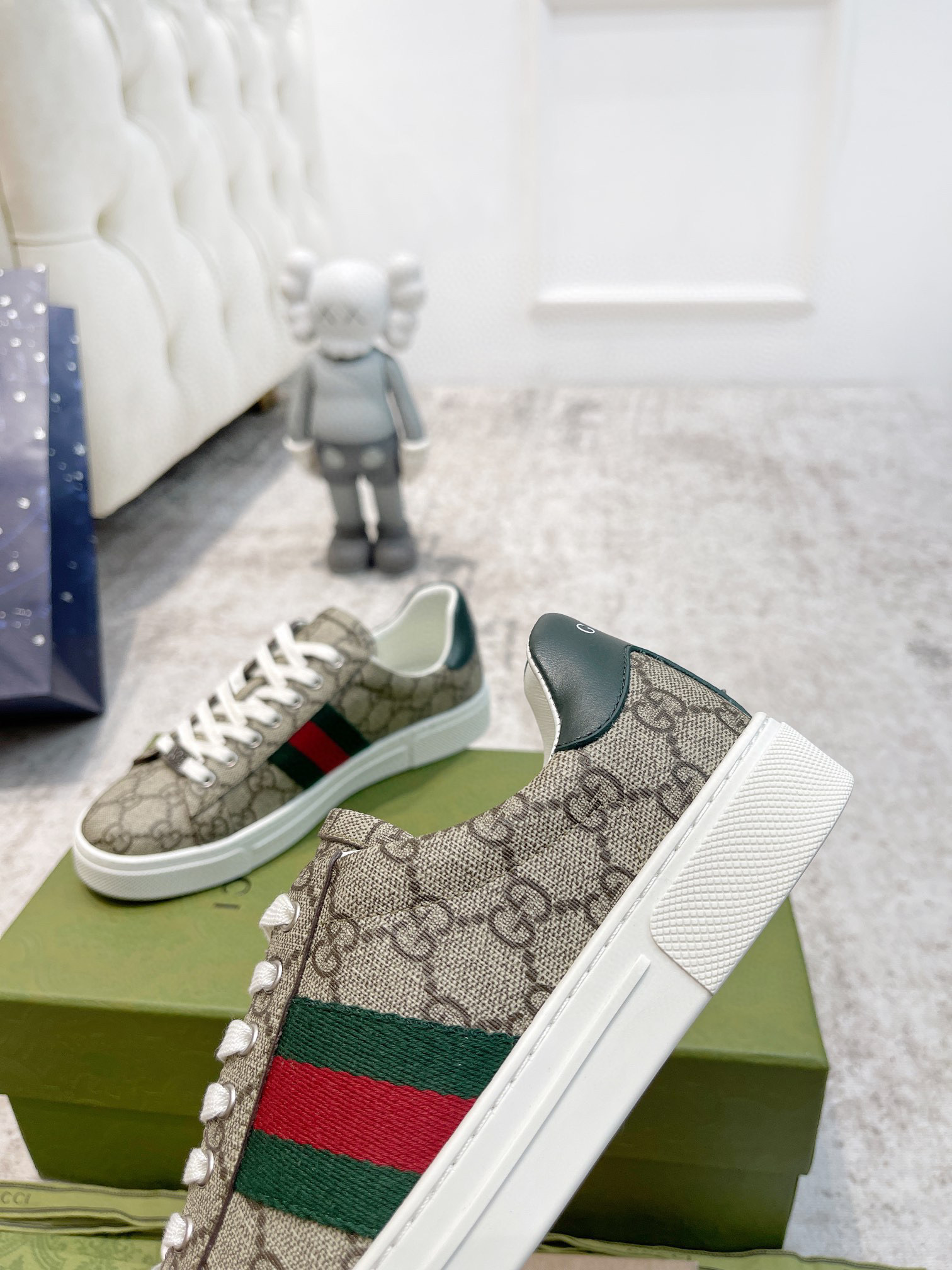 WOMEN'S GUCCI ACE SNEAKER WITH WEB
