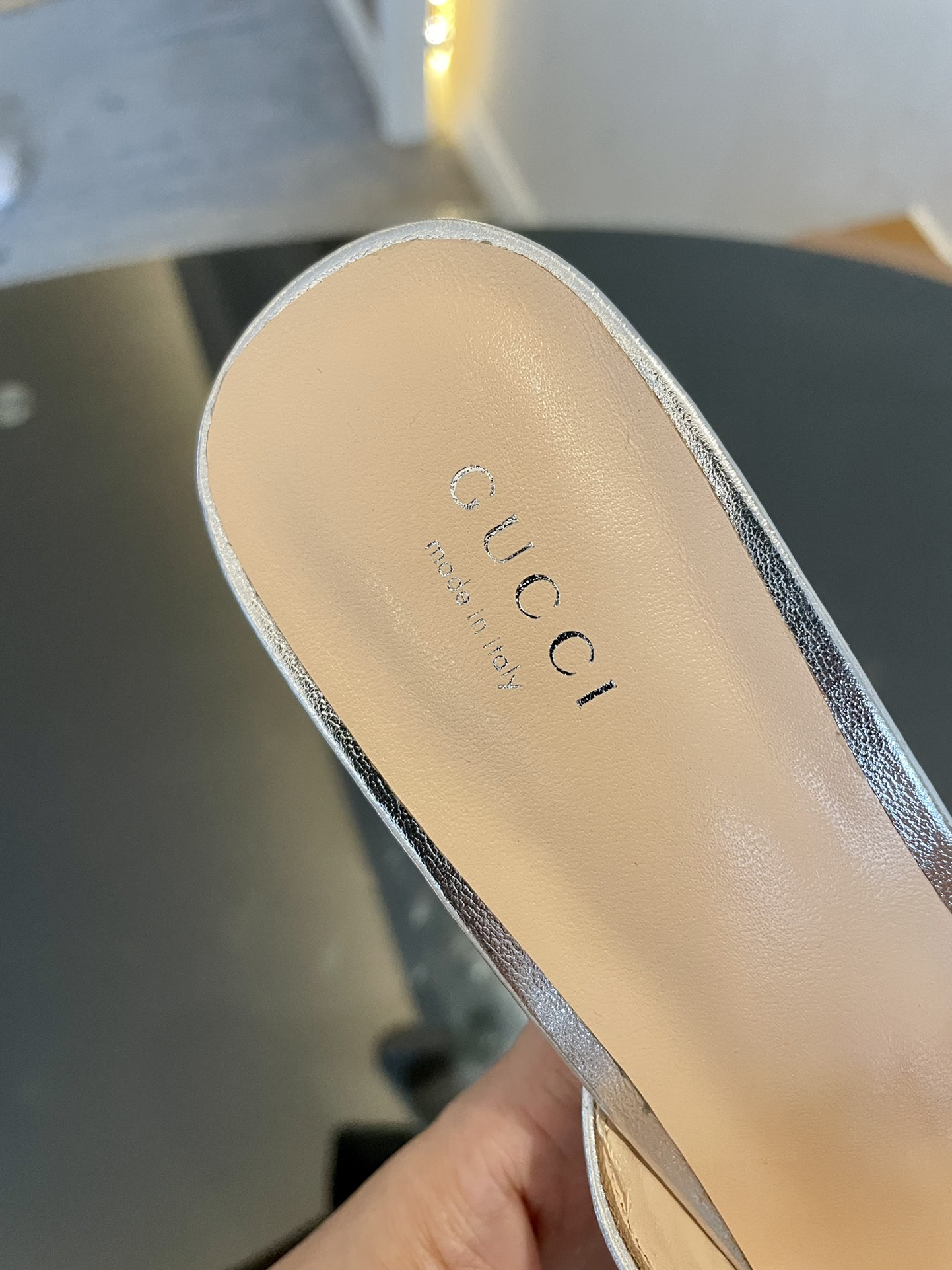 GUCCI SLIDES