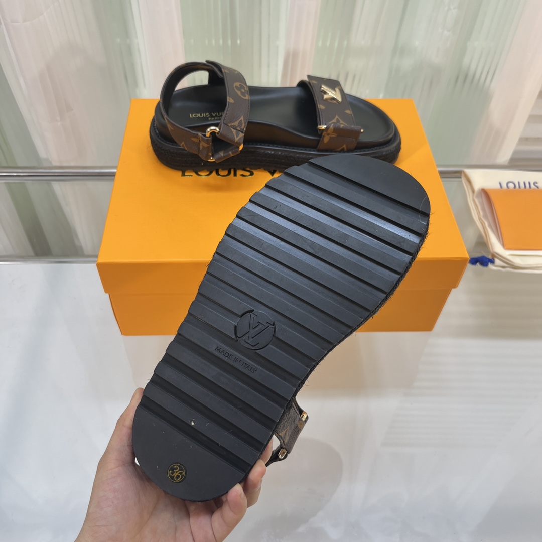 LOUIS VUITTON SANDALS