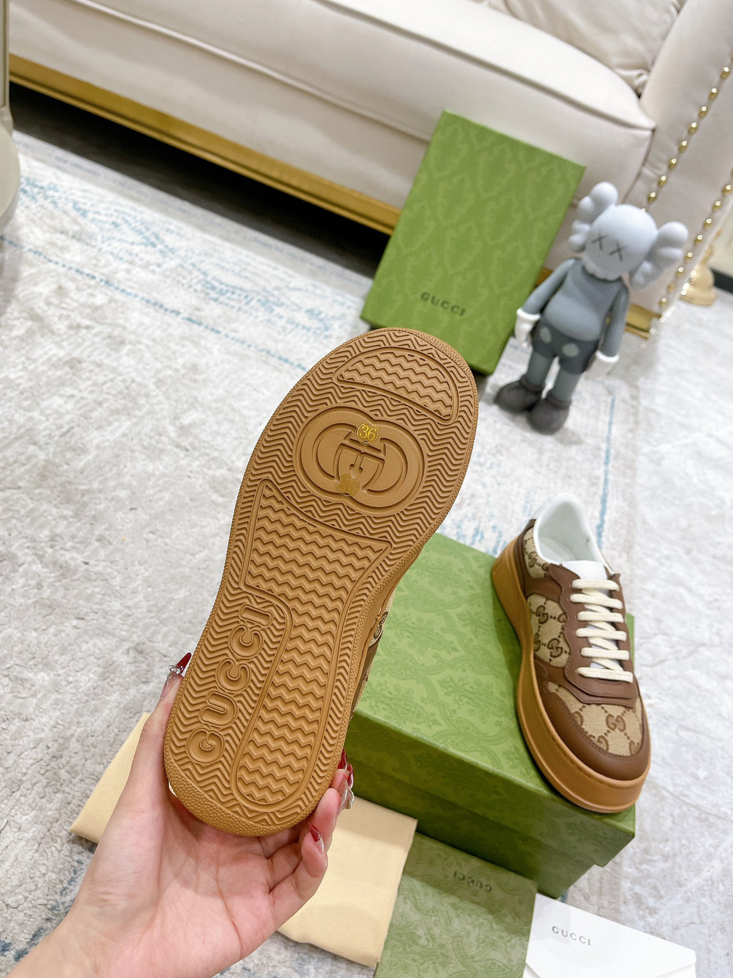 GUCCI SNEAKERS