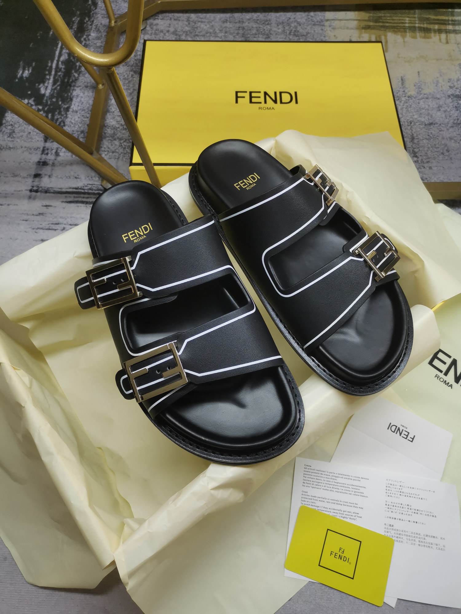 FENDI SLIDES