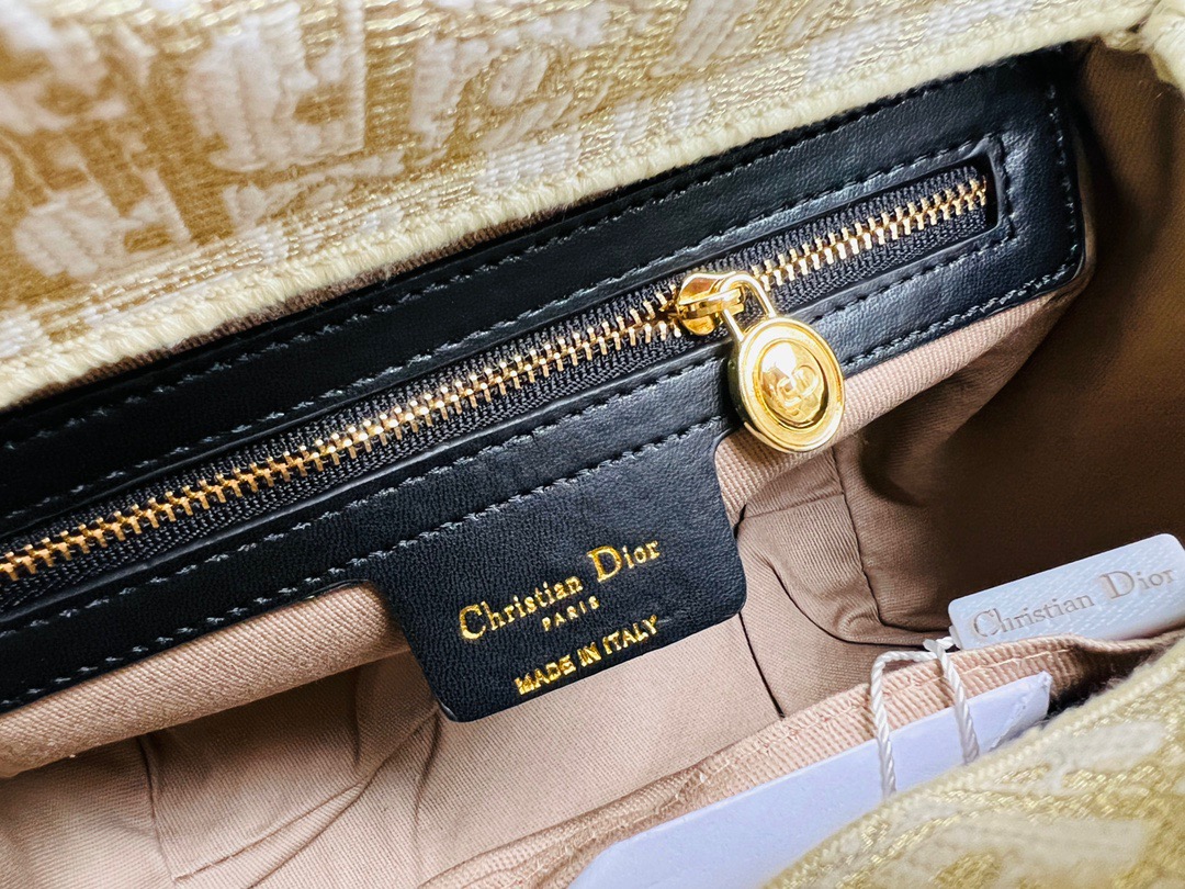 DIOR BAG