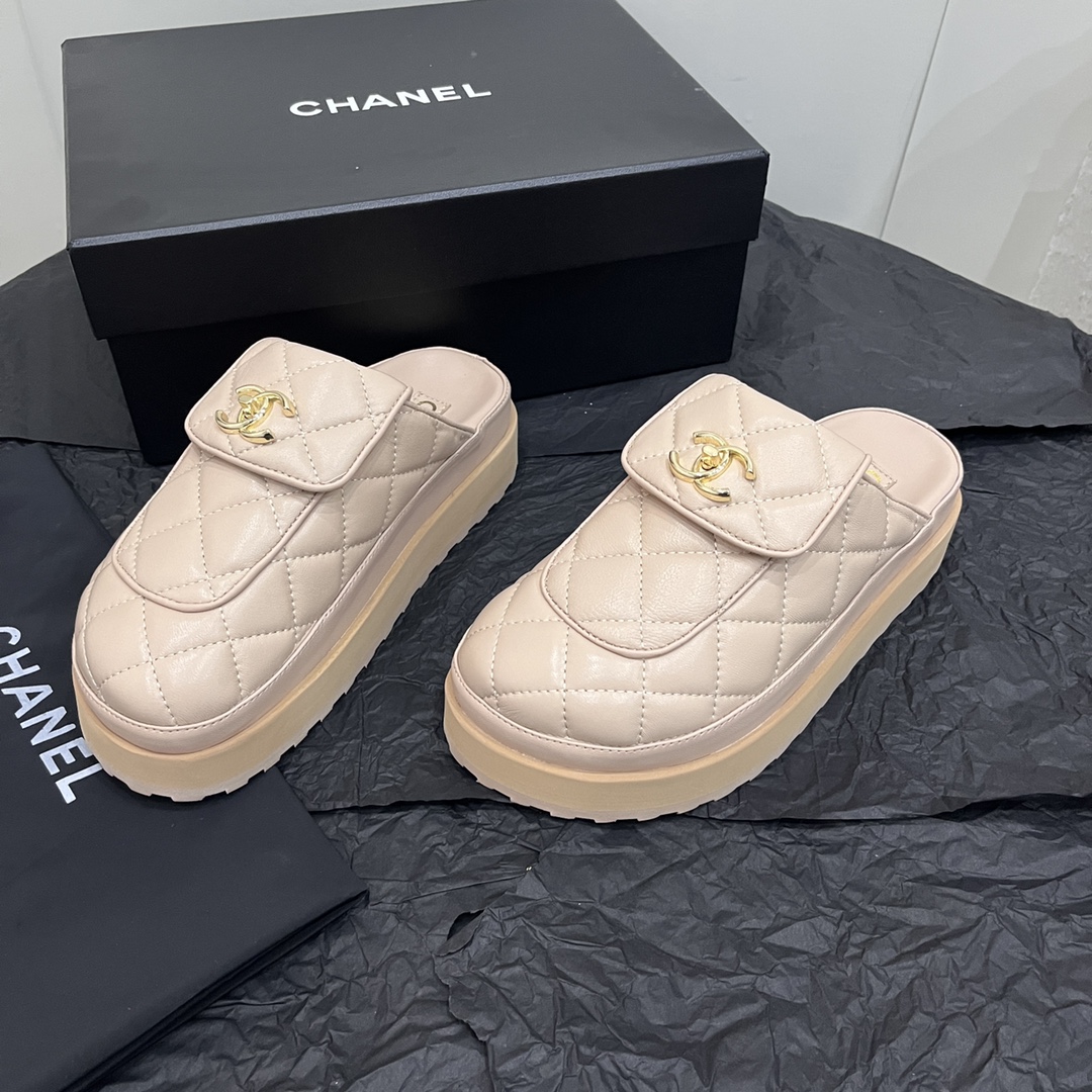 CHANEL SANDALS