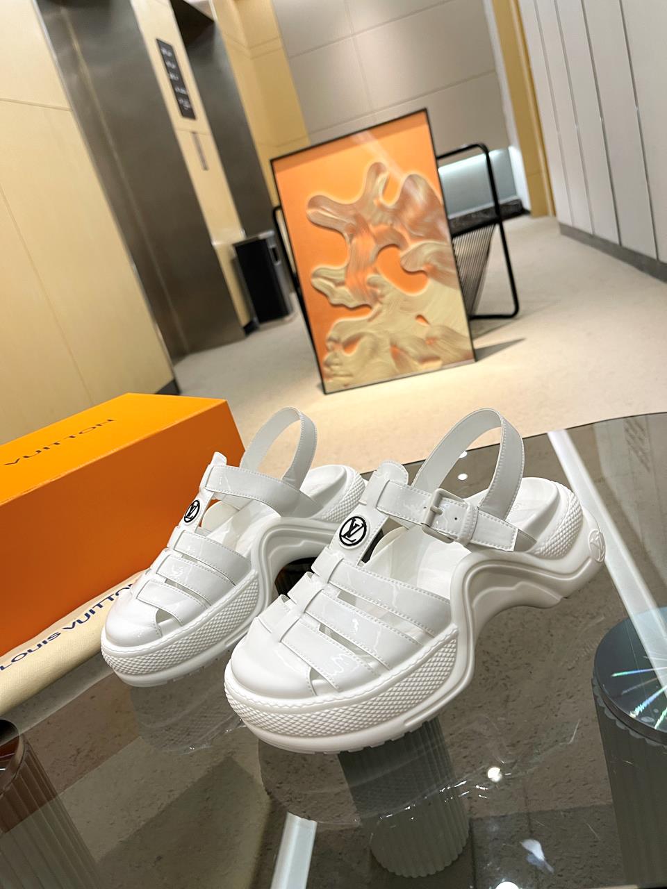 LOUIS VUITTON SANDALS