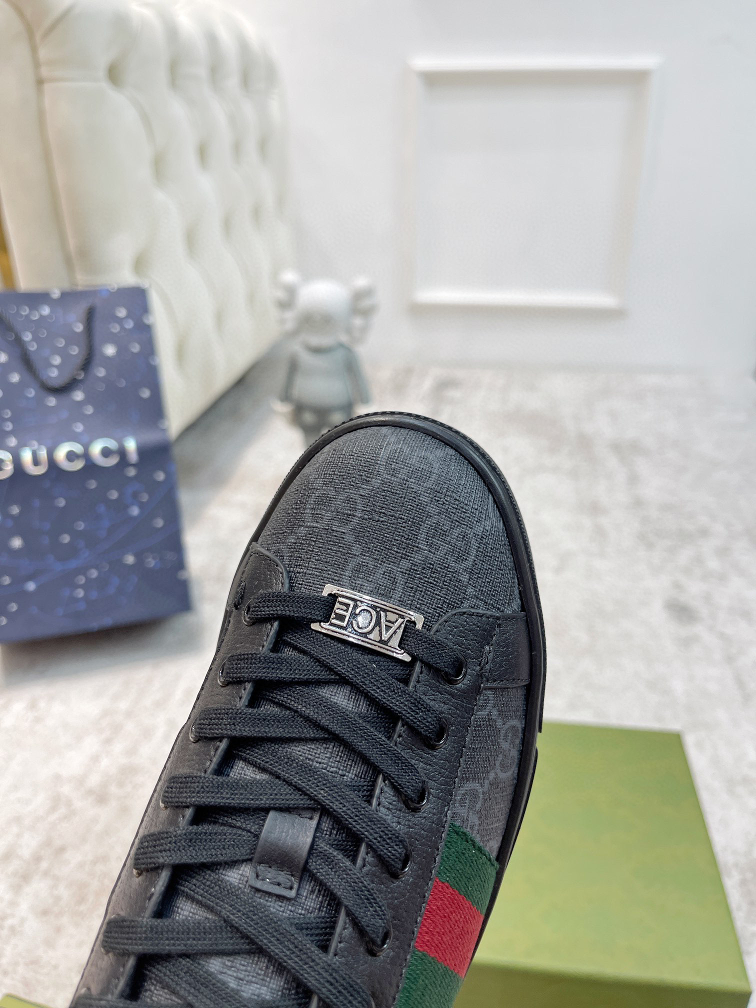 WOMEN'S GUCCI ACE SNEAKER WITH WEB
