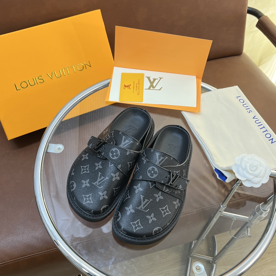 LOUIS VUITTON SLIDES